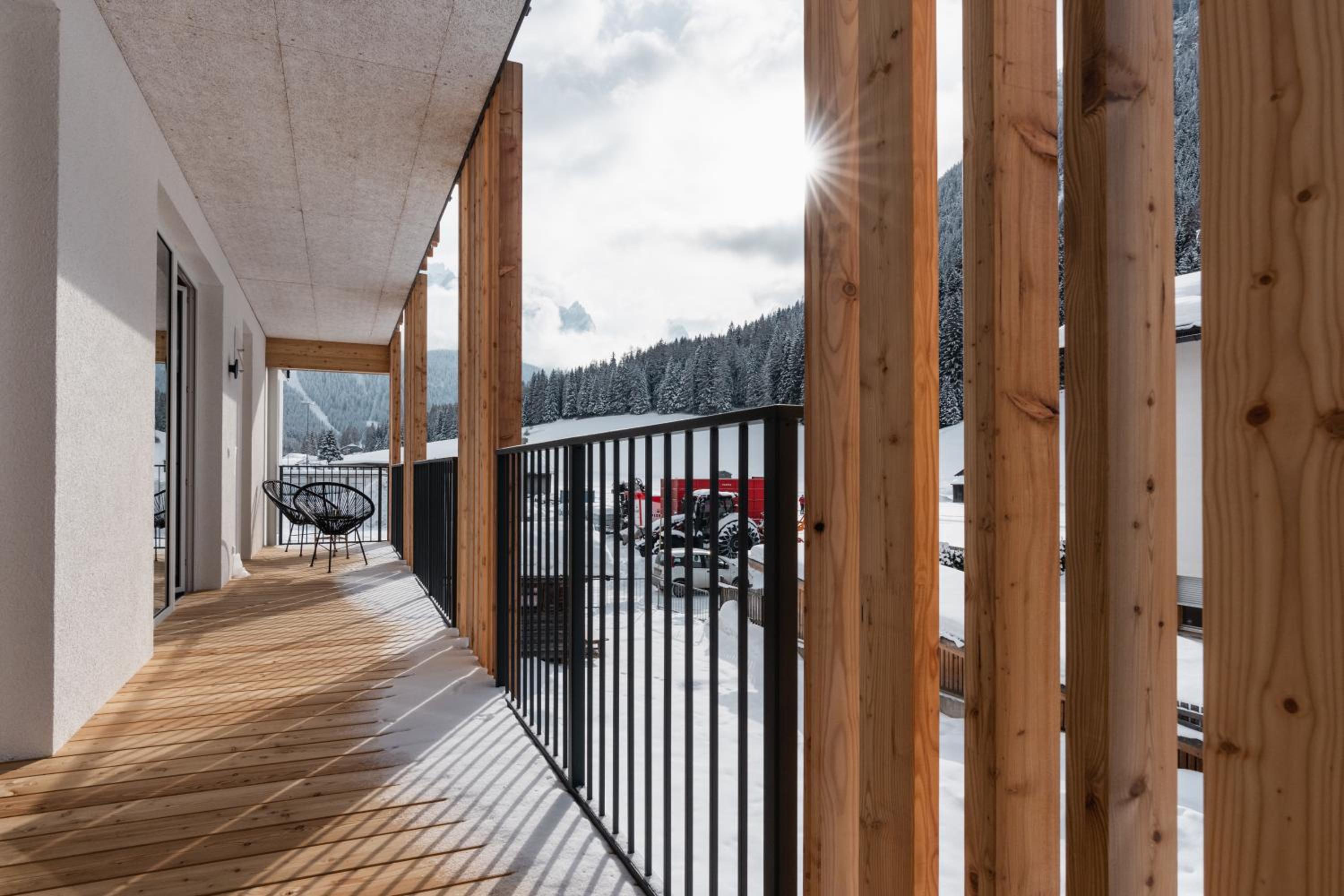 Ariane's Guesthouse - Boutique Apartments Sesto Dolomites view 2