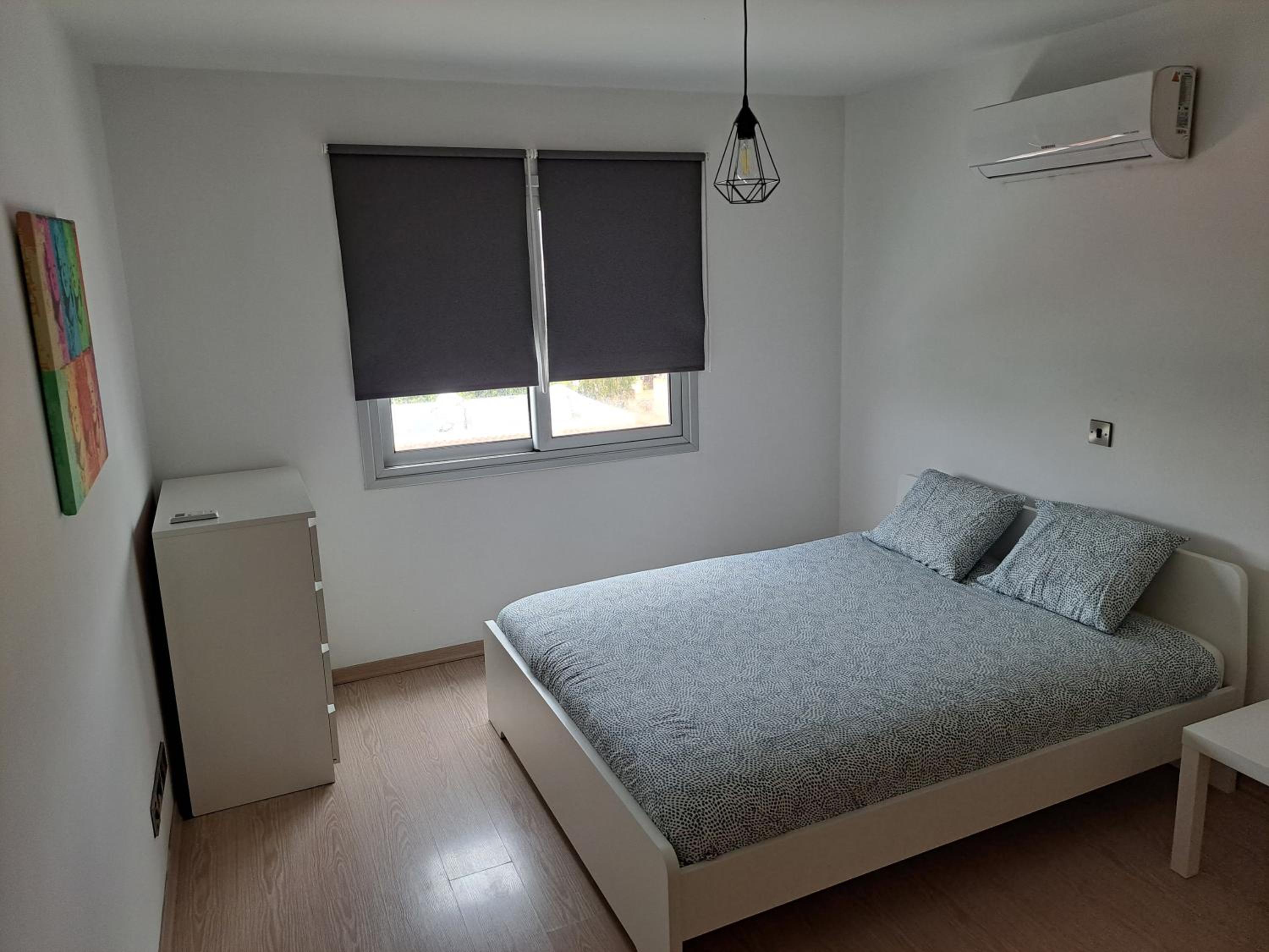 Modern Suite, XL balcony, parking view 3