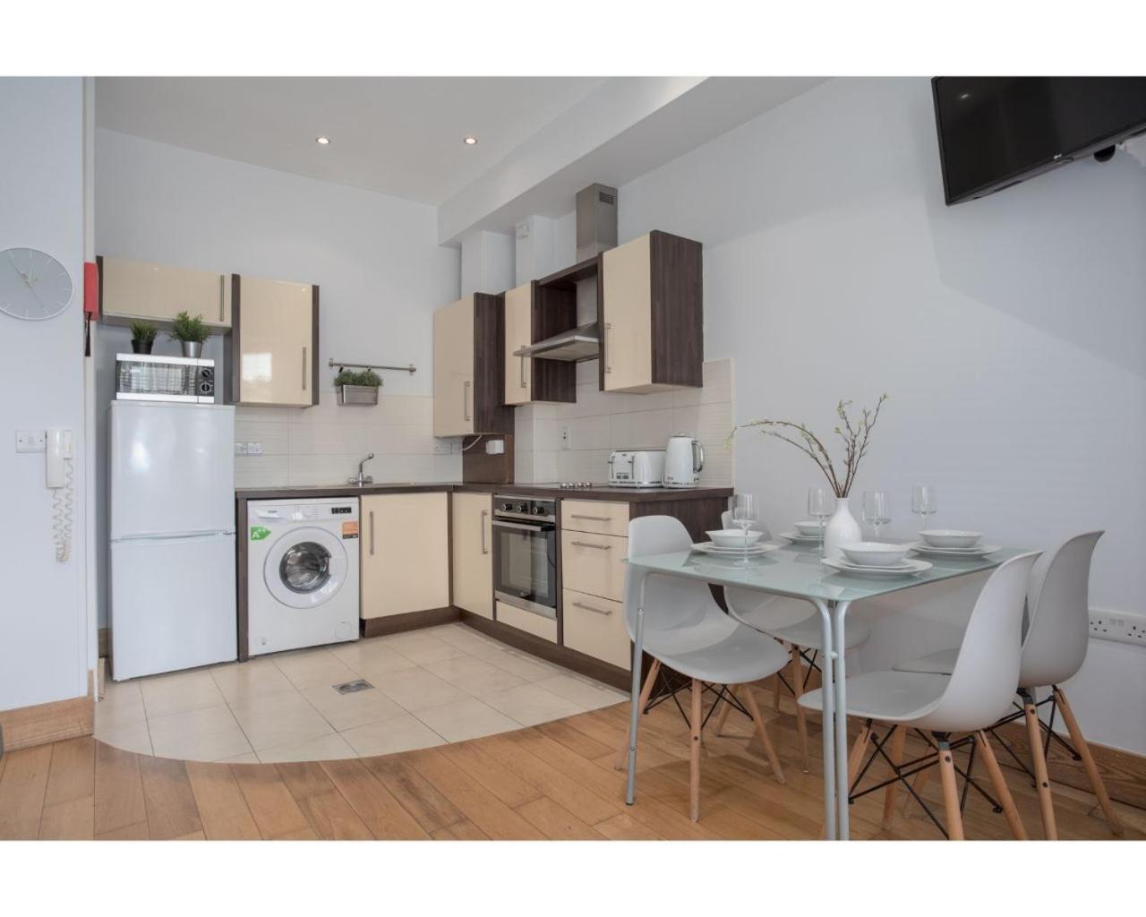 Central Belfast Apartments Eden