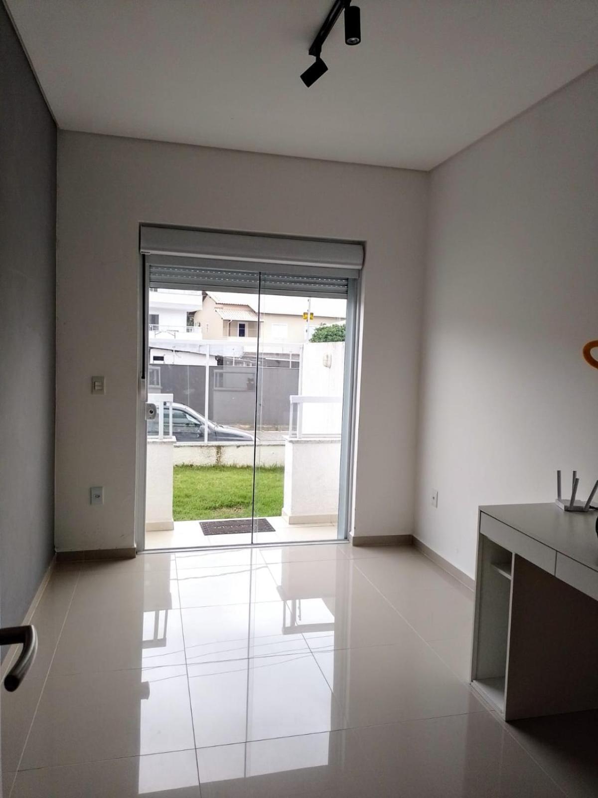 Residencial North Paradise 106