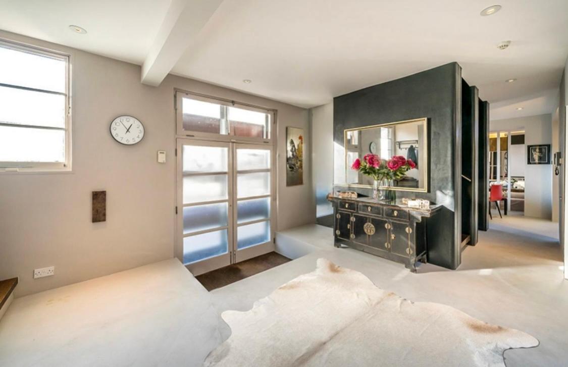 Unique,architecturally acclaimed,Notting Hill home