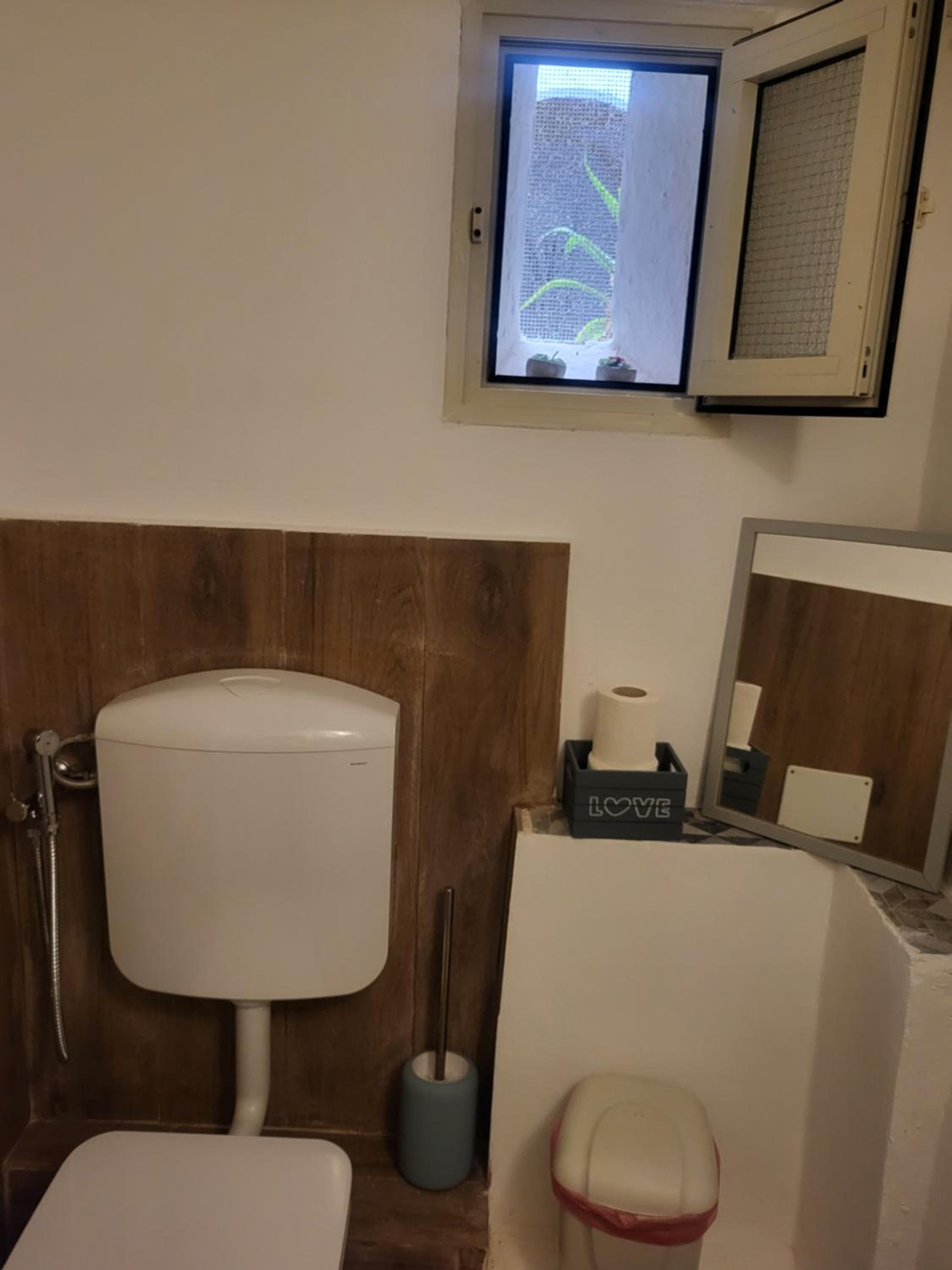 Il Rifugio en Palermo — bathroom