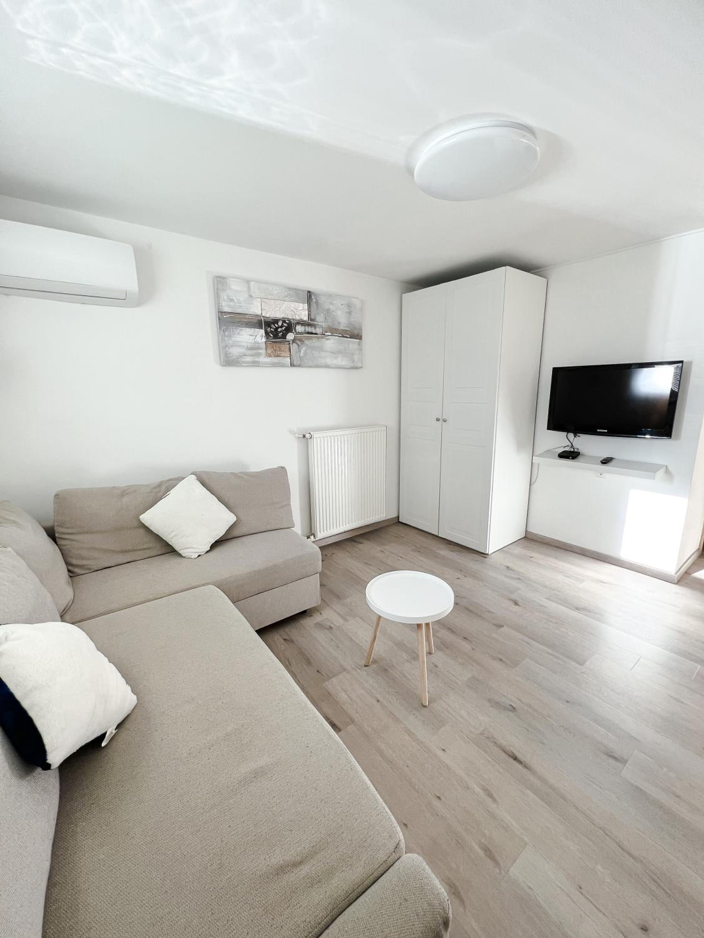 Apartments Sole