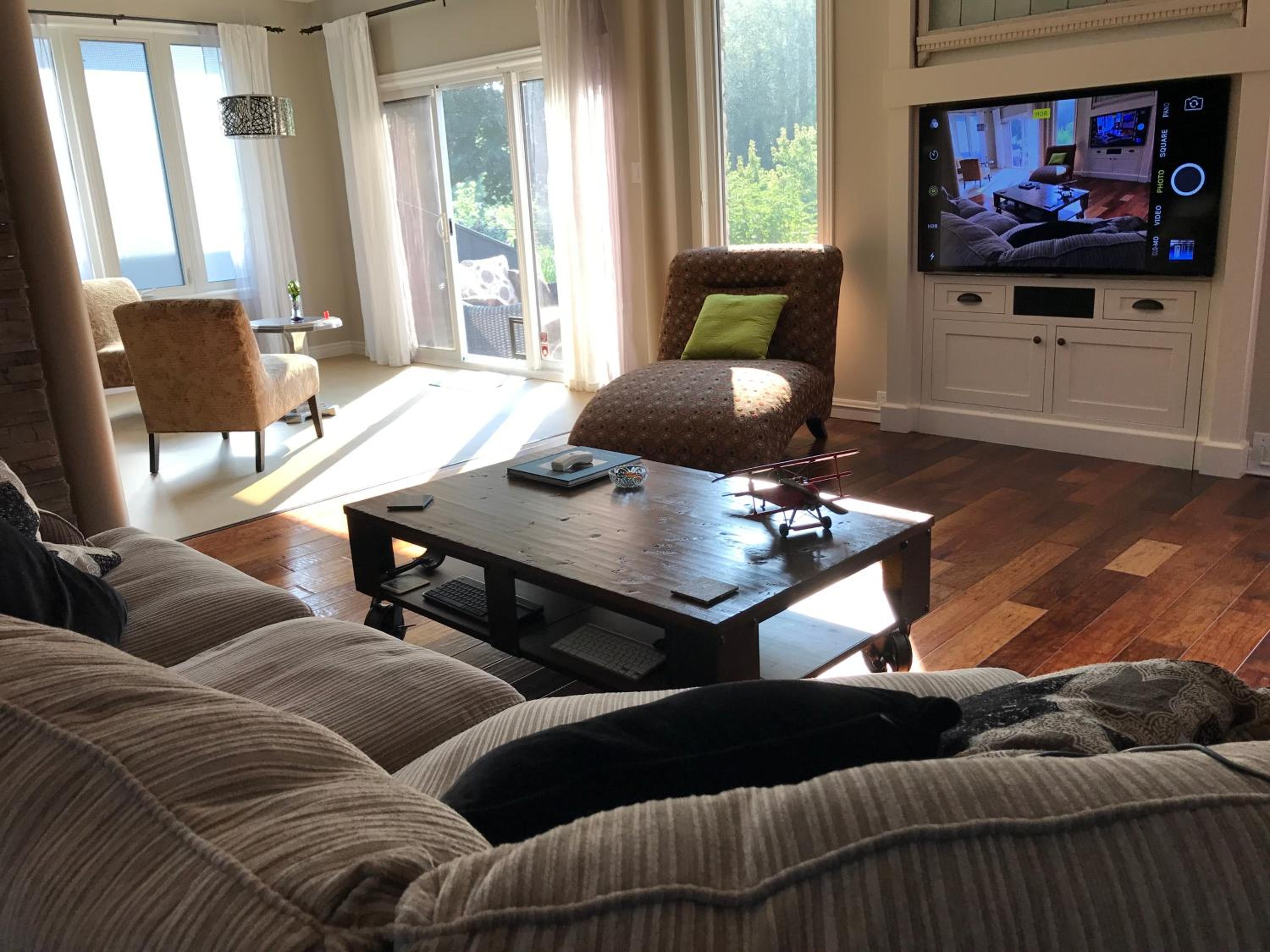 Cozy Luxury on the Thames in Ontario!