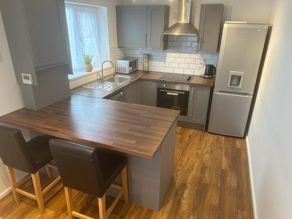 3 Bedroom House For Corporate Stays in Kettering, photo 10