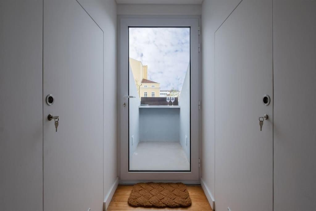 Hotel Vila Nova Suite Apt (historic PDL city center) - Image 1