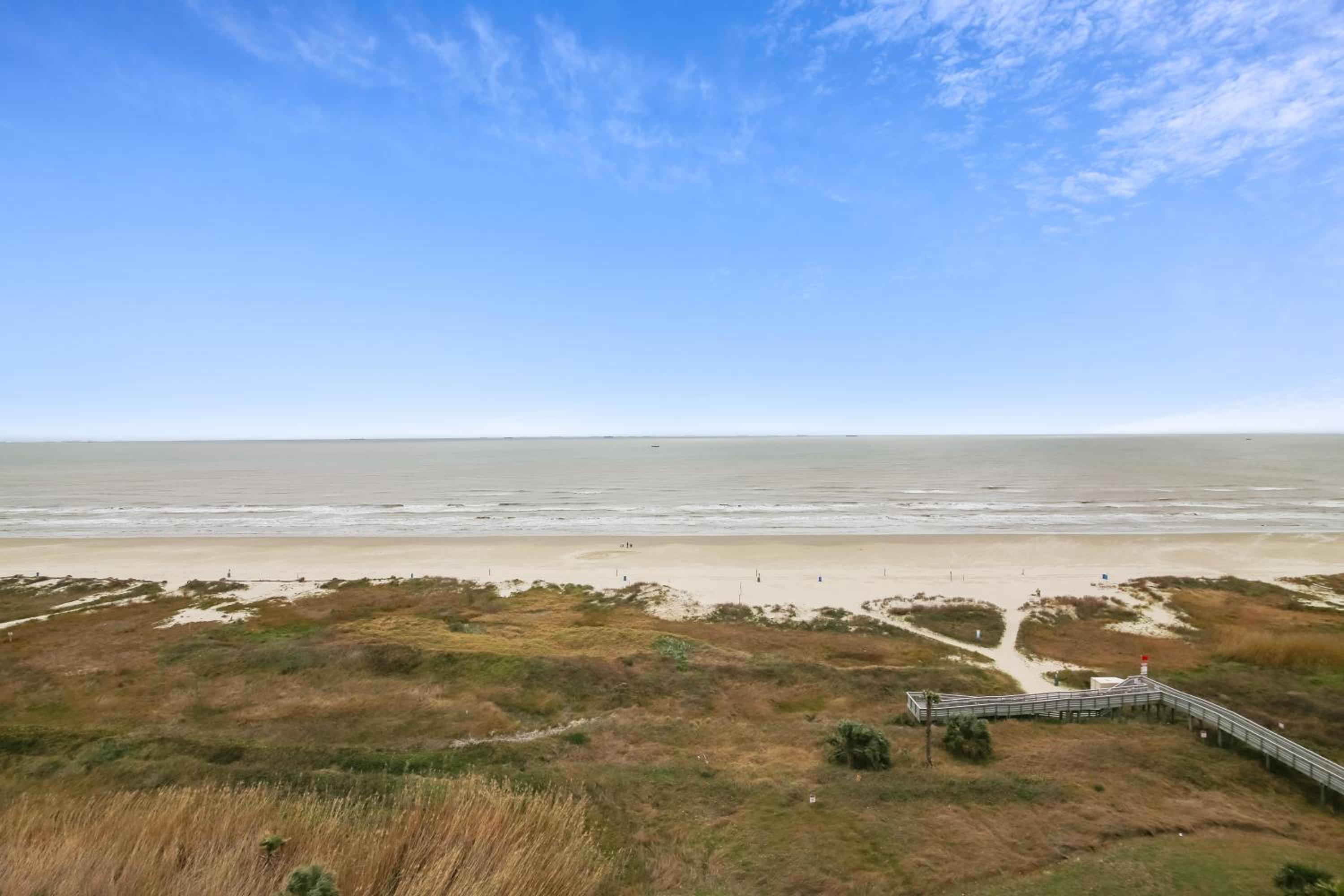 Galvestonian 1002-Beachfront Getaway