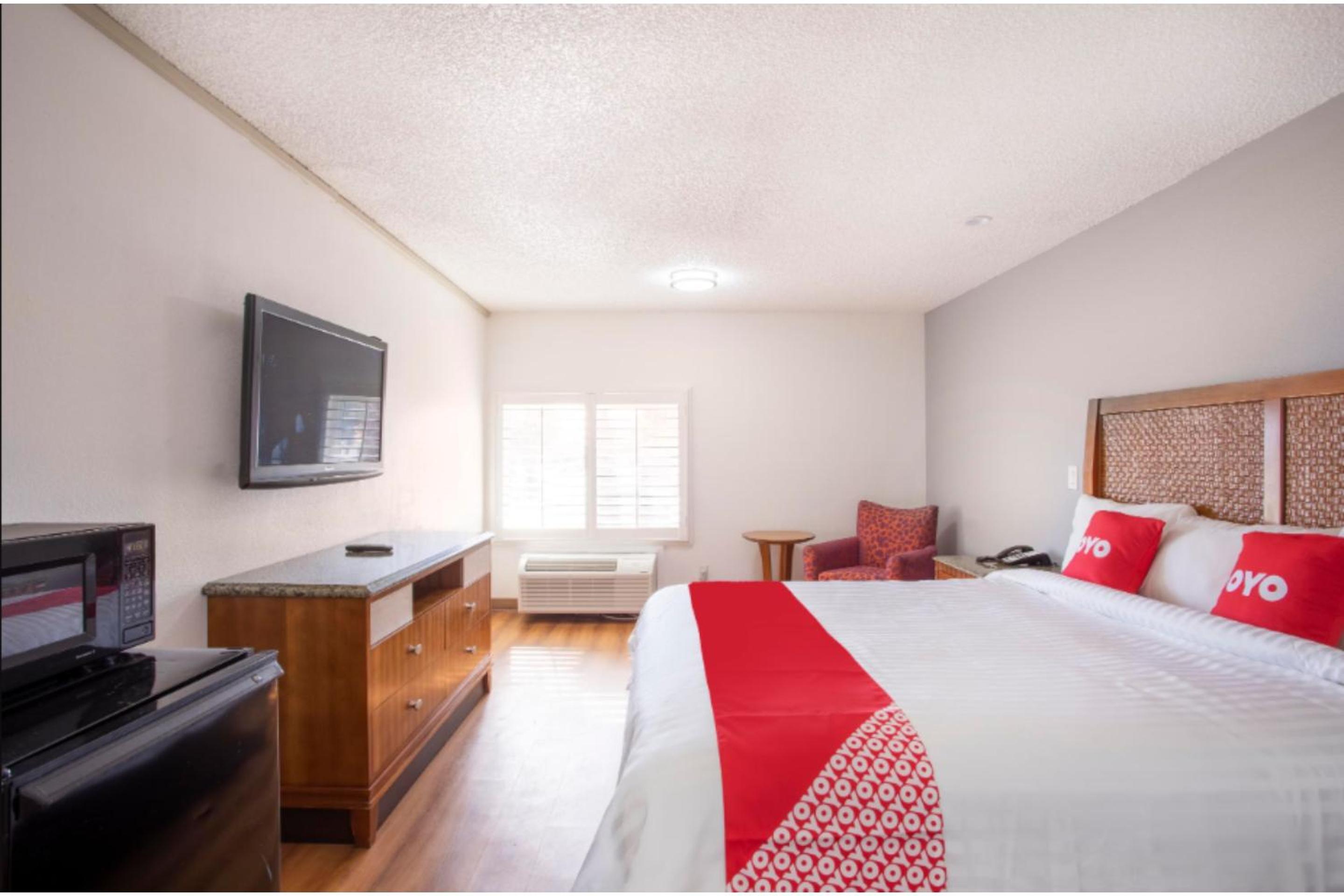 Hotel Palmdale - Antelope Valley -Listing Partner