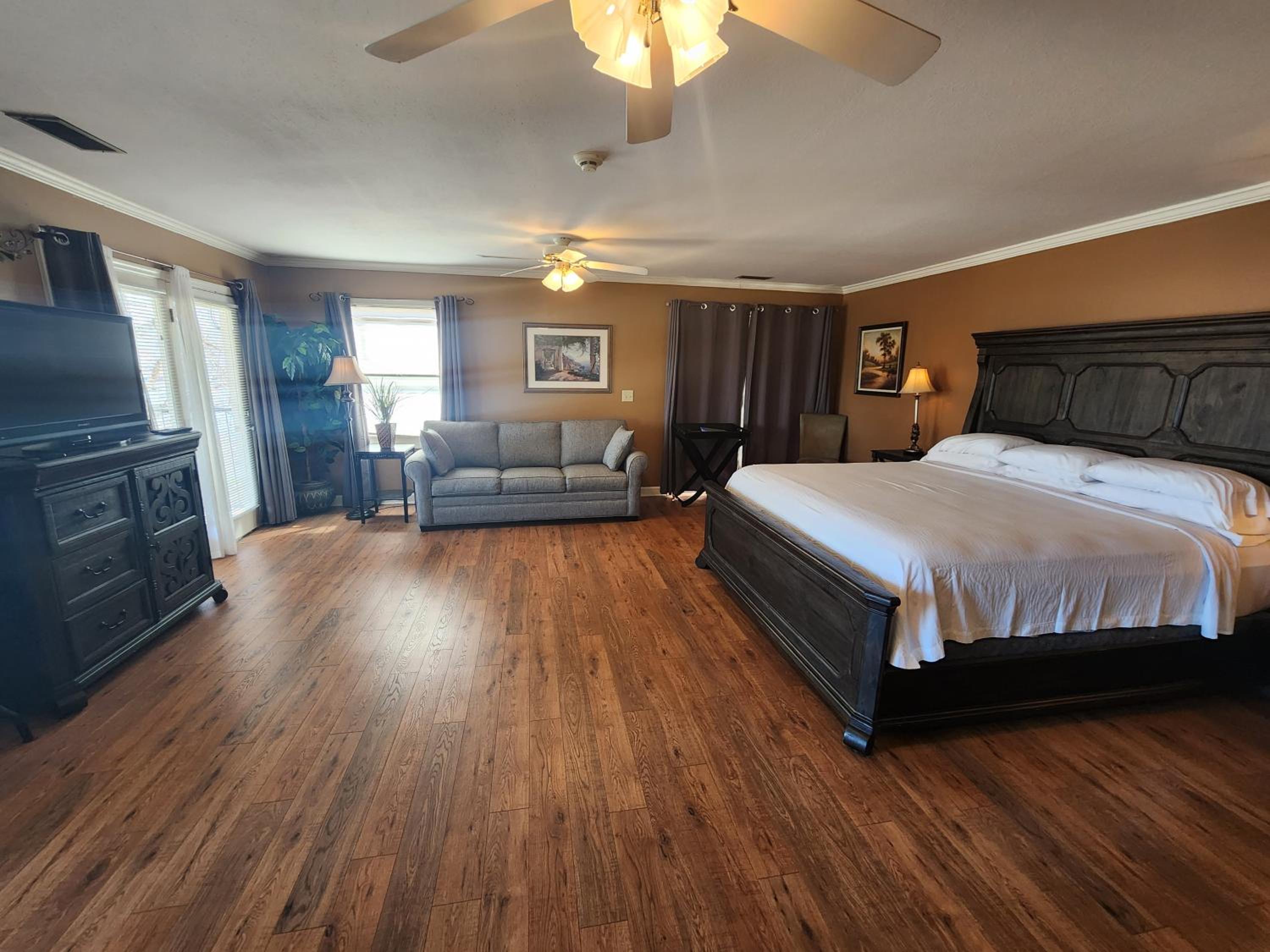 Tennessee Room at Tennessee RiverPlace view 2