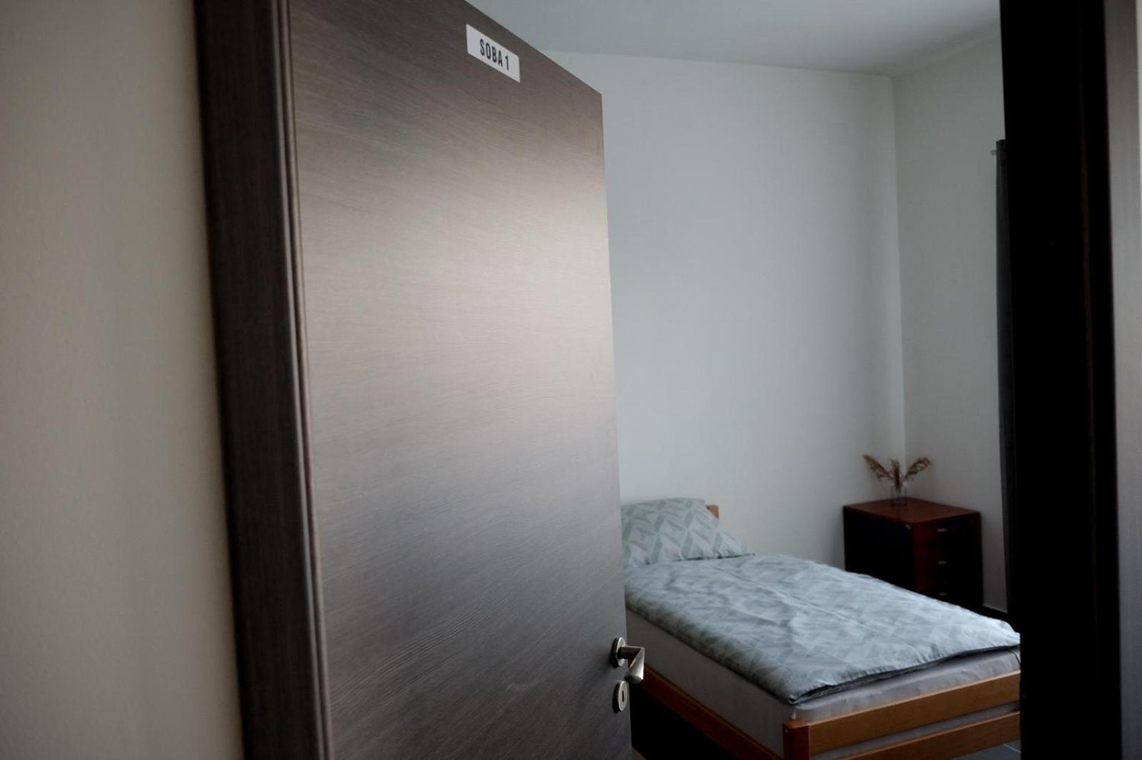 Photo 48