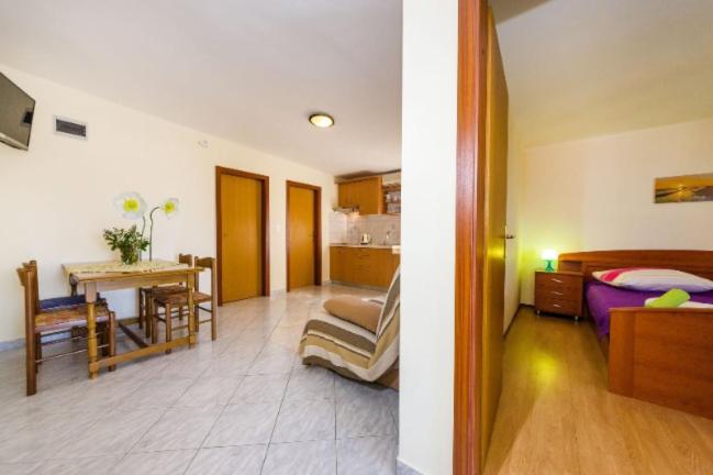 Apartments Elvir Nin