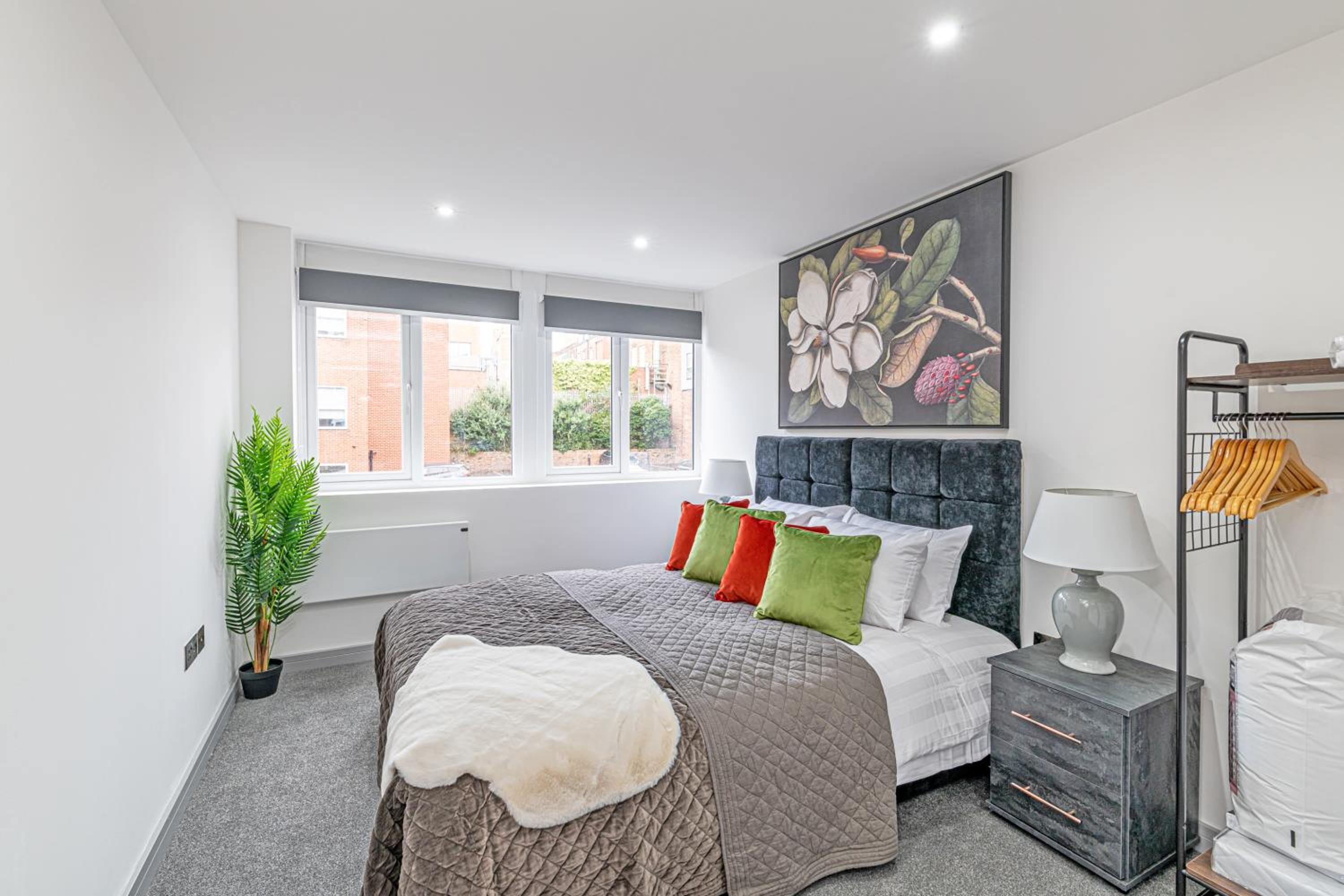 Charles House by Guestz view 4