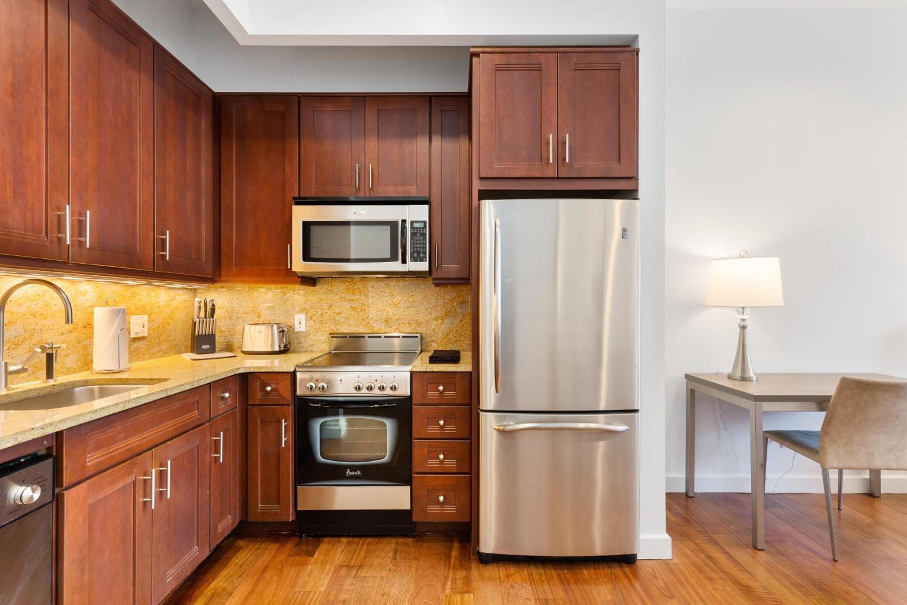 National at 888 Sixth Avenue - Furnished Apartments