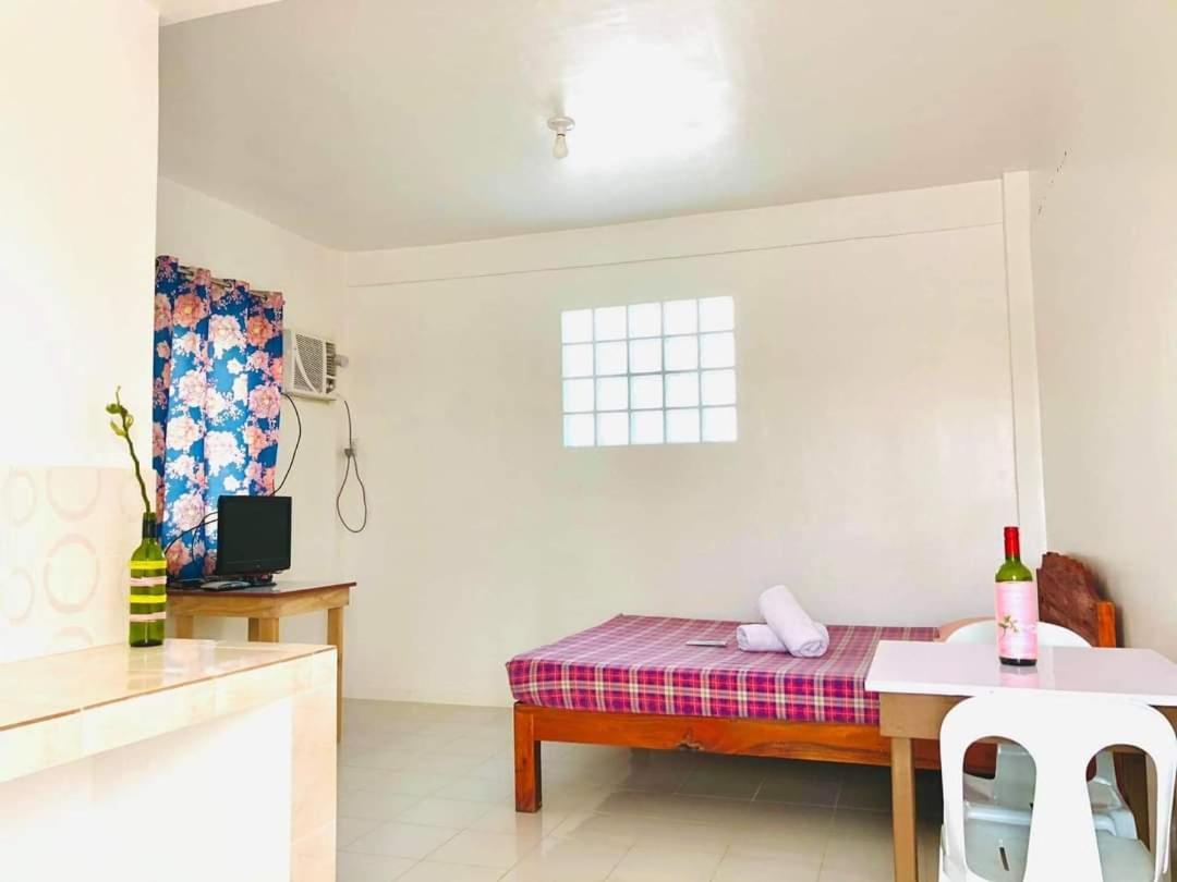 RB Baruiz "Hideaway" Inn - Cebu South view 5