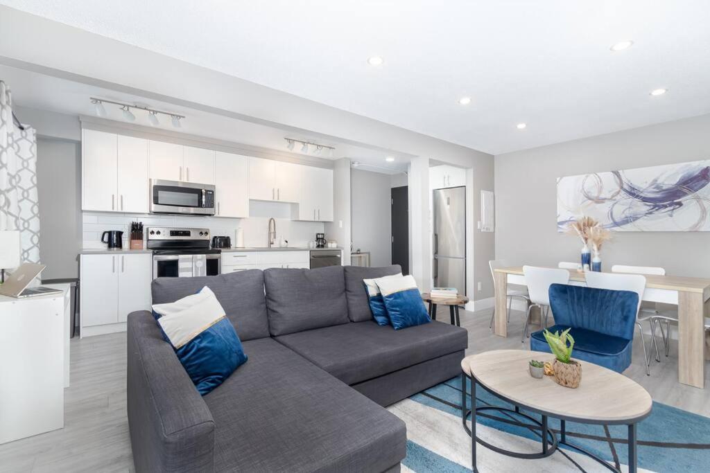 Modern & Stylish 1-Bedroom Unit