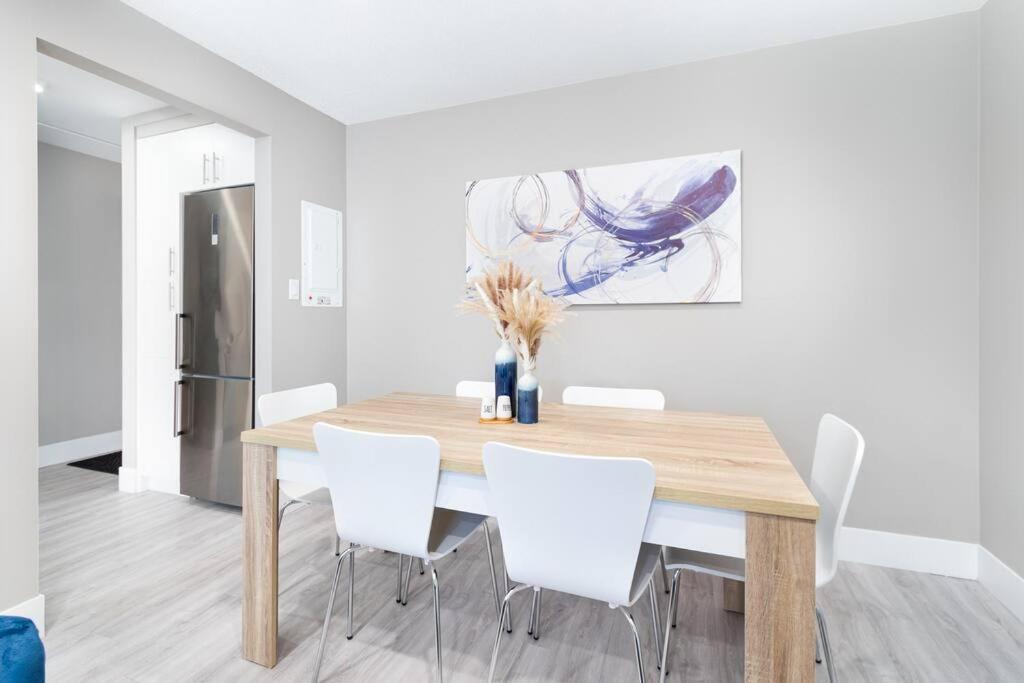 Modern & Stylish 1-Bedroom Unit