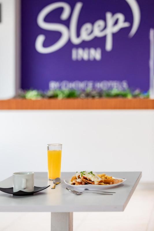 Sleep Inn Leon Antares