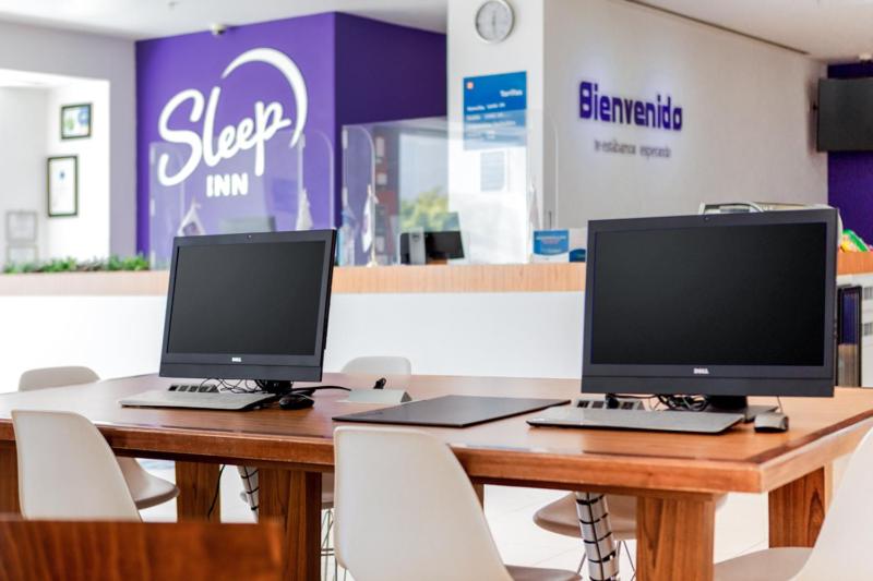 Sleep Inn Leon Antares