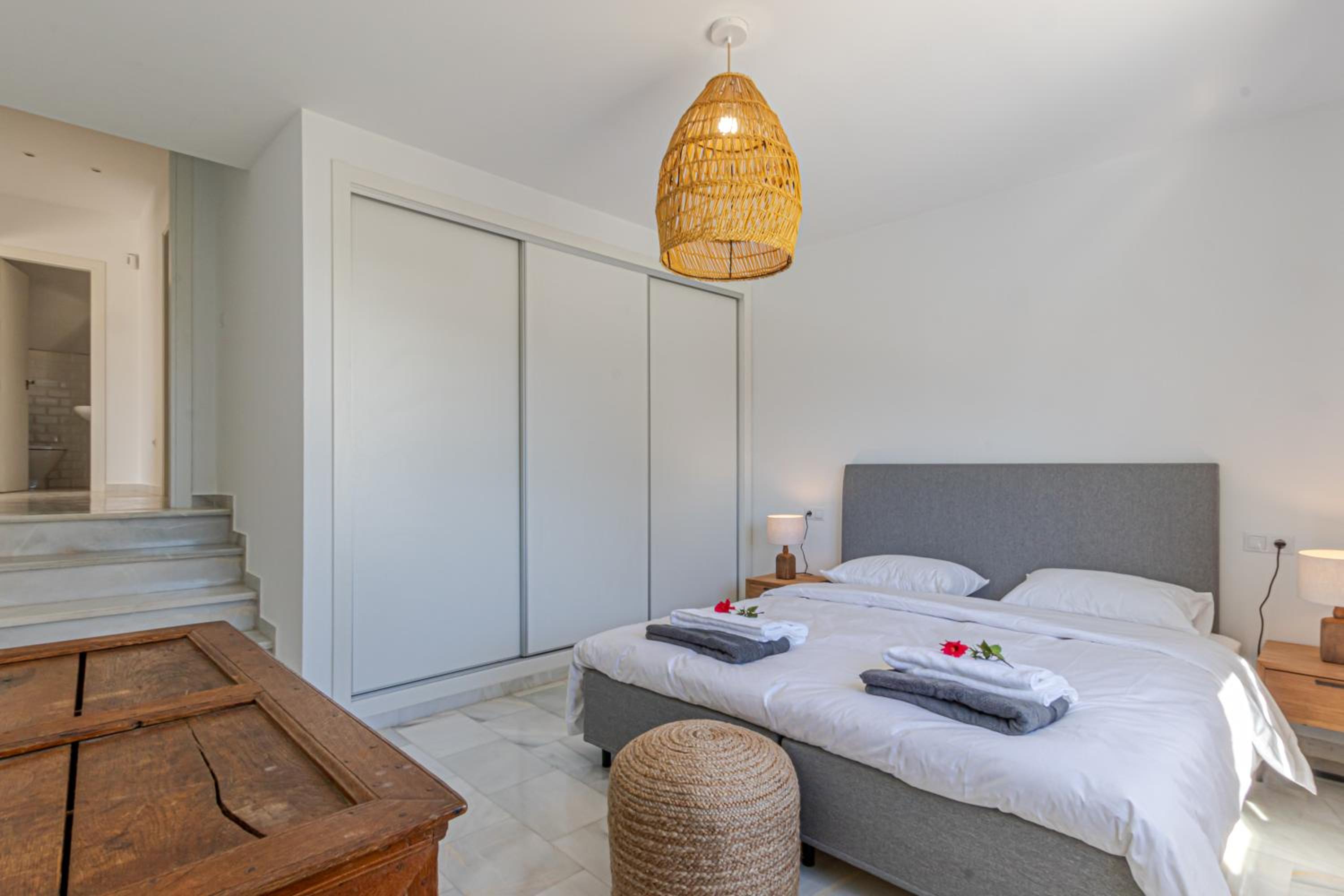 Luxury Villa Andalucia Seaview Private Pool close to Centre