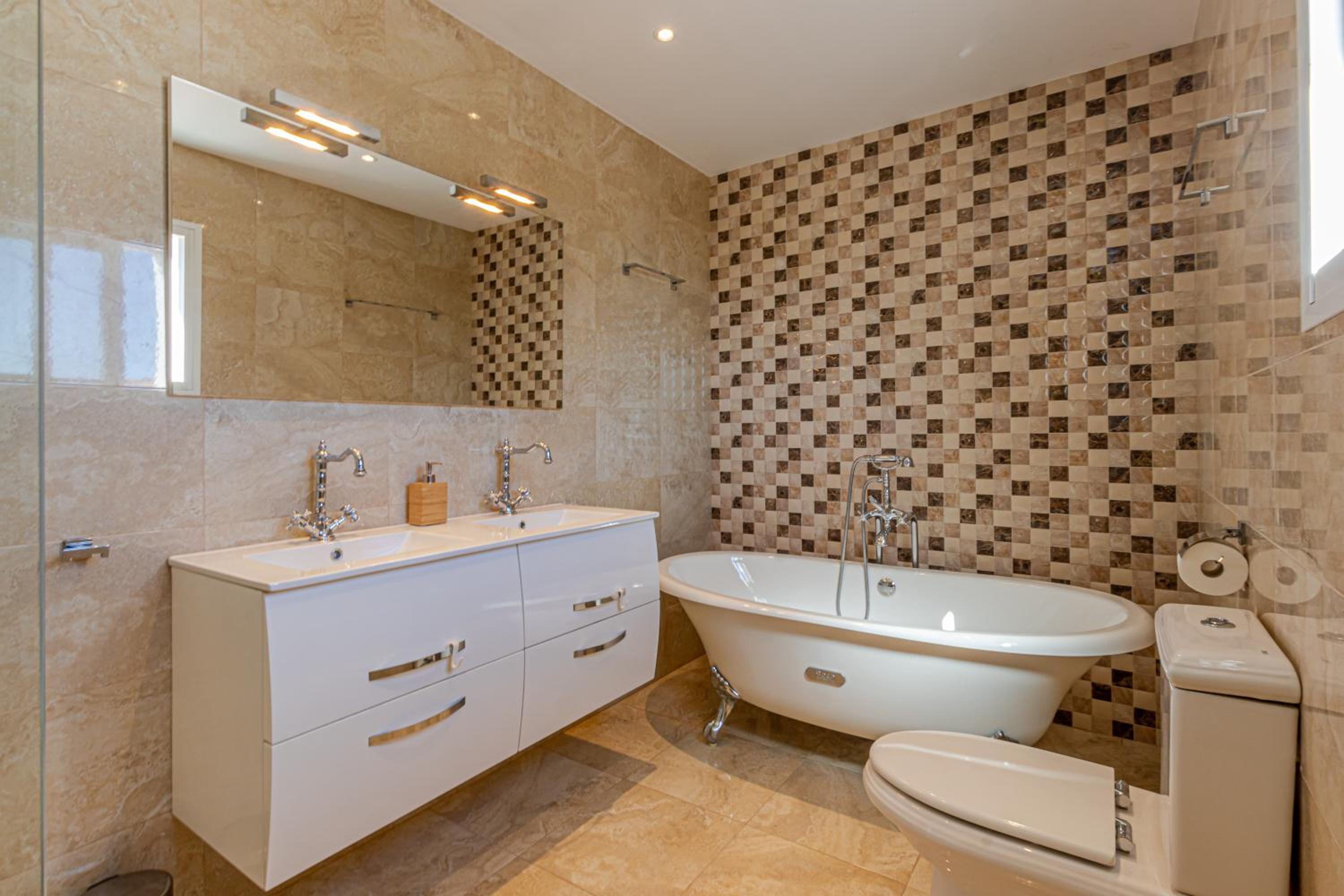 Luxury Villa Andalucia Seaview Private Pool close to Centre