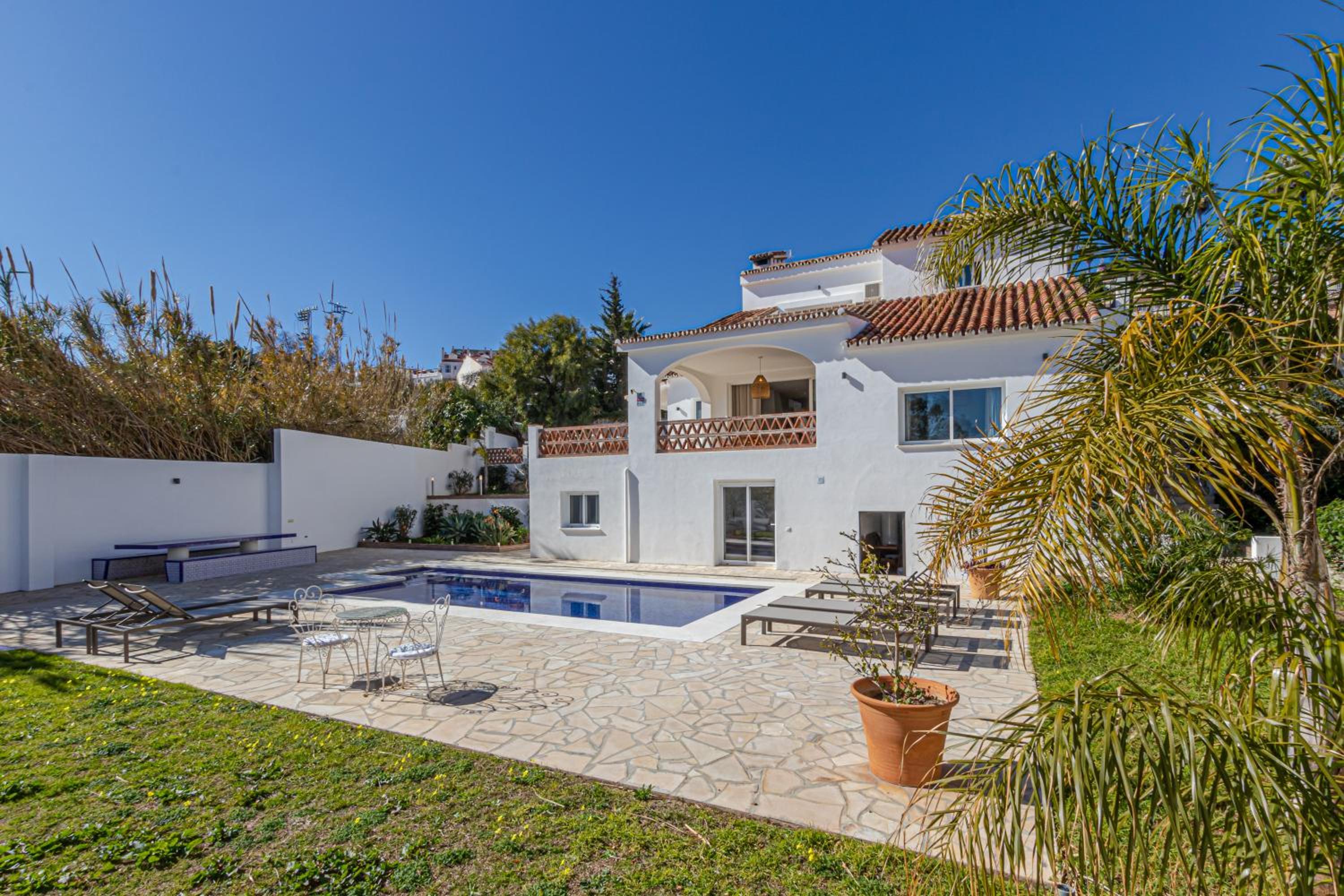 Luxury Villa Andalucia Seaview Private Pool close to Centre