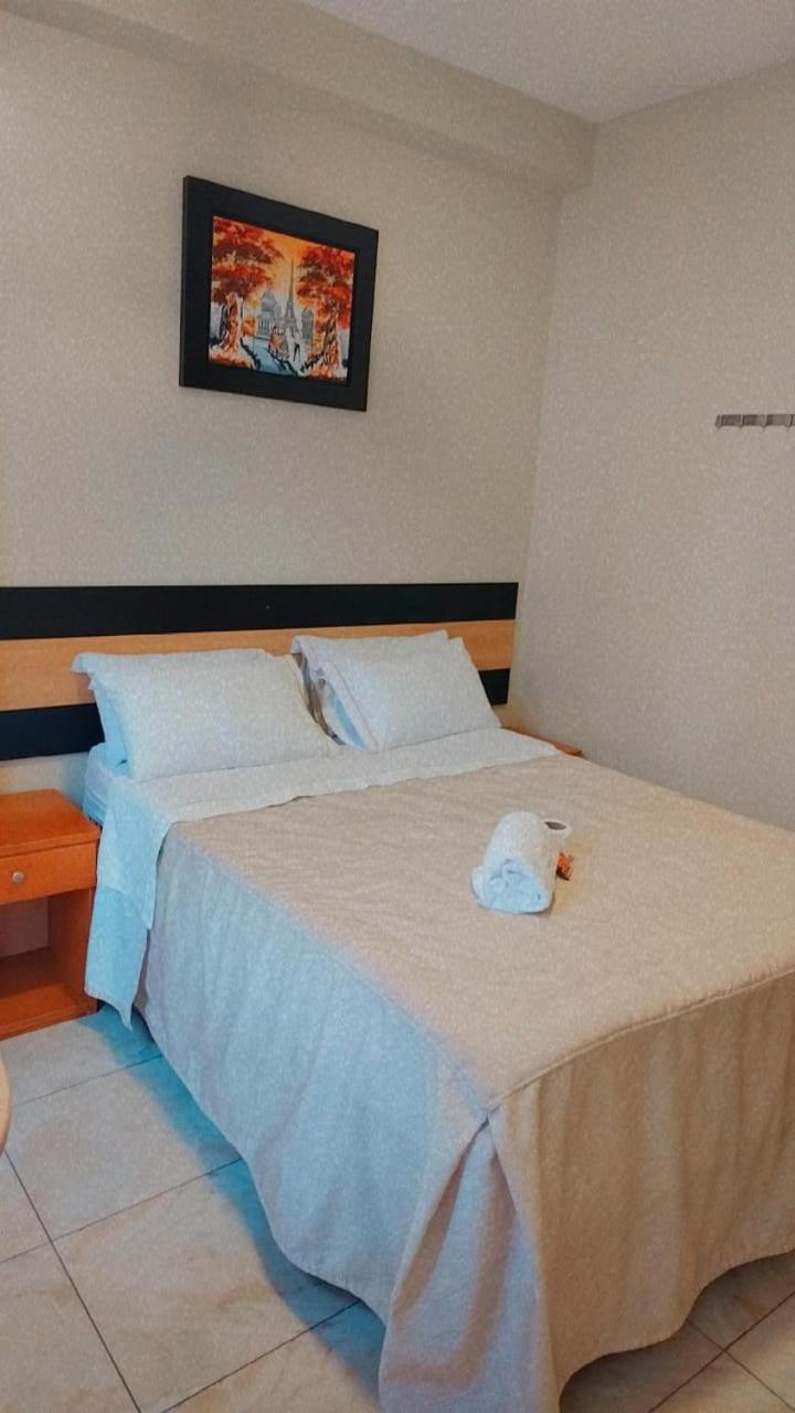 Hostal Parisuite view 4