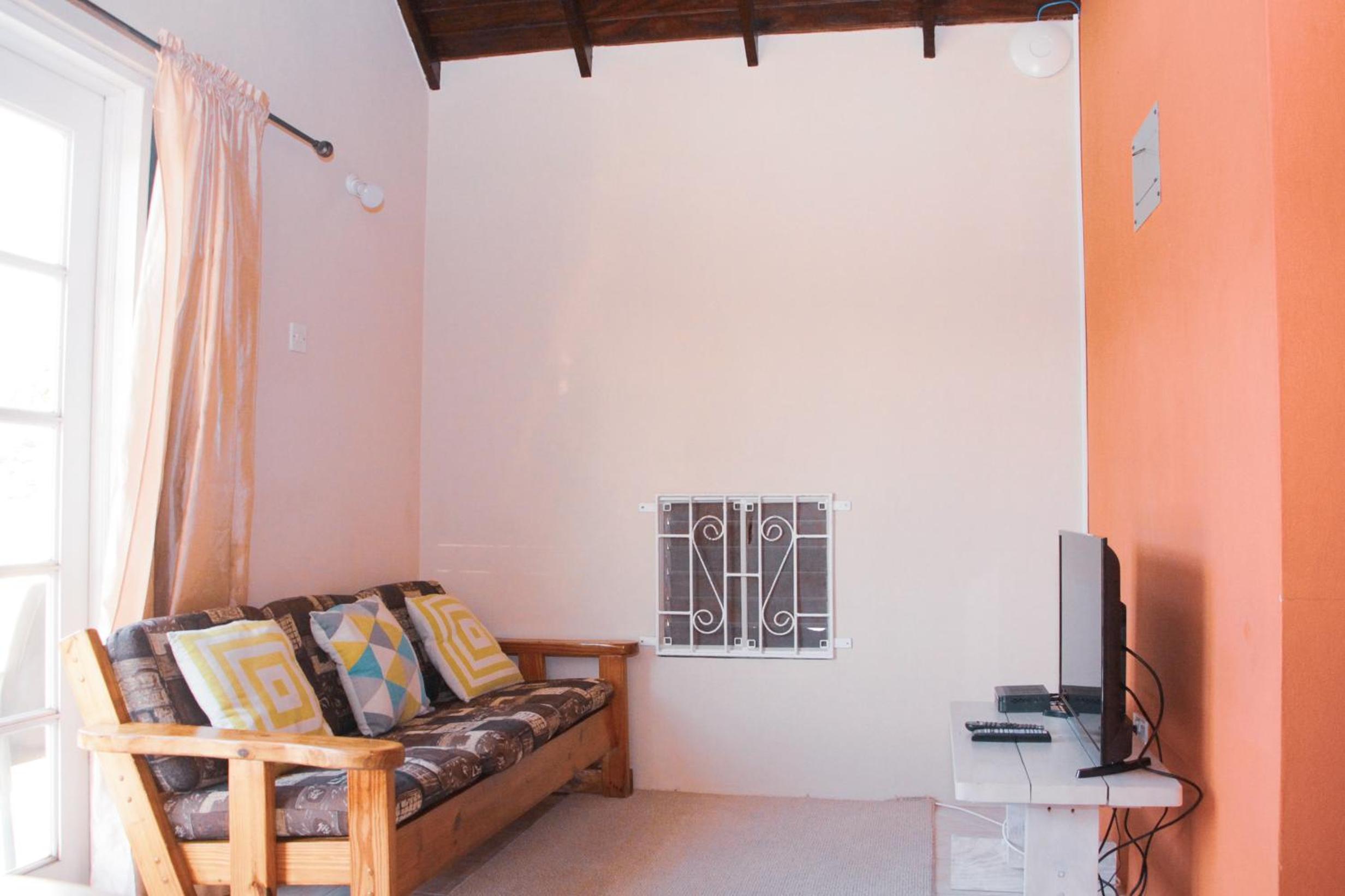 Buttercup Cottage Apartments