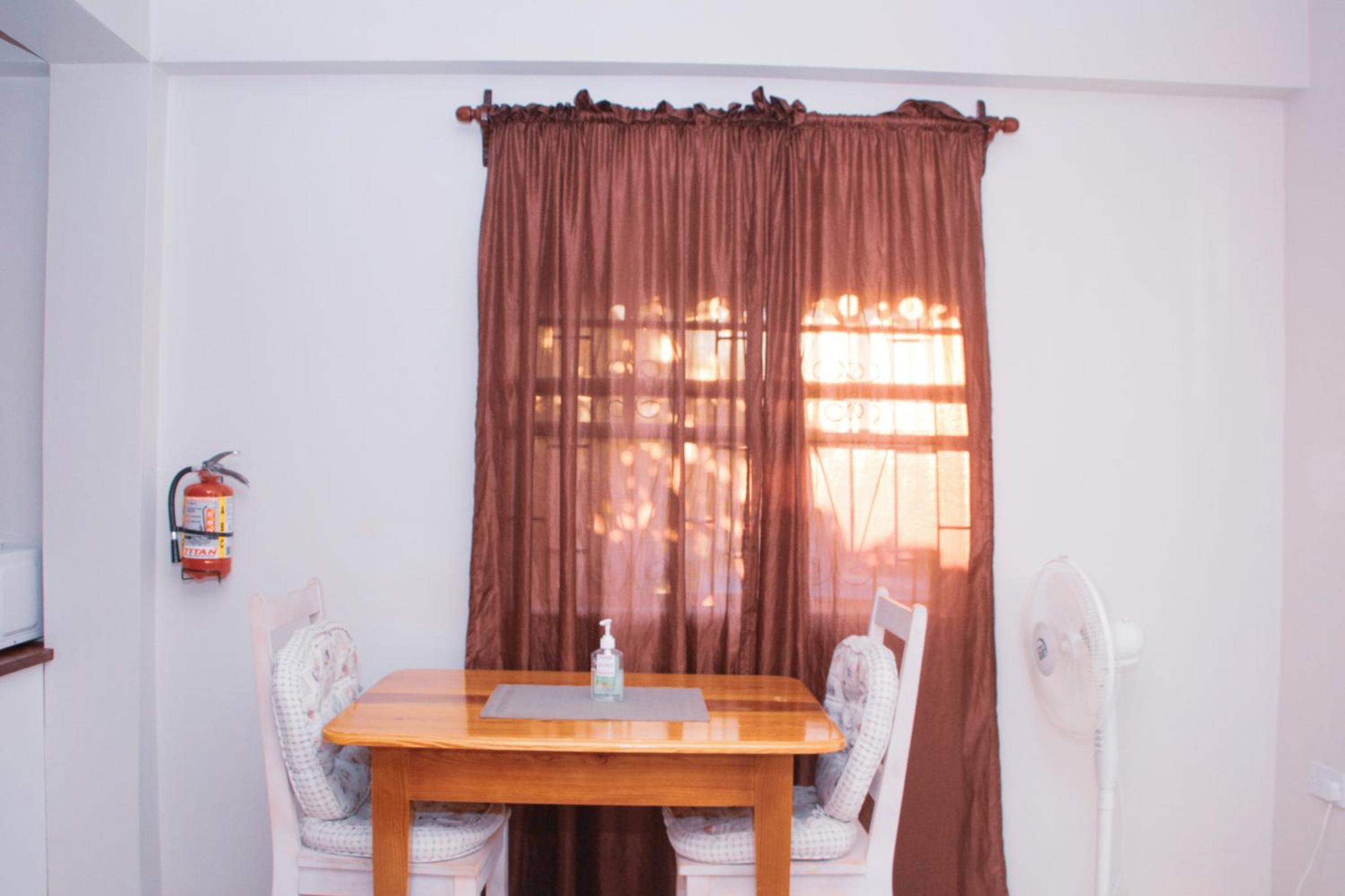 Buttercup Cottage Apartments