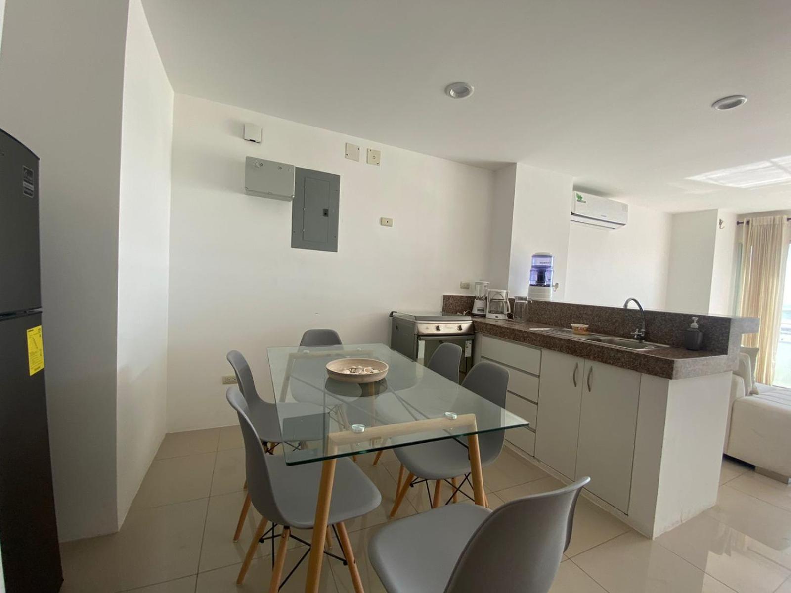 Vistalu - Amazing View Beach Apartment