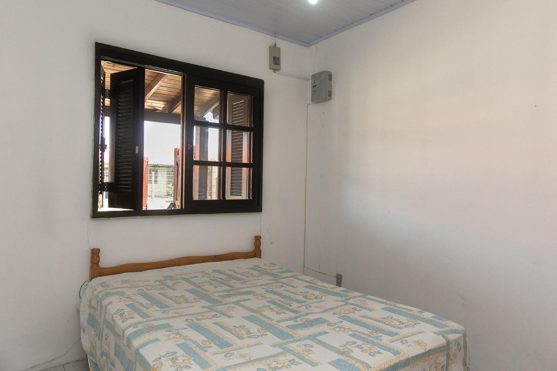 Casa com churrasqueira prox a Praia de Cidreira RS
