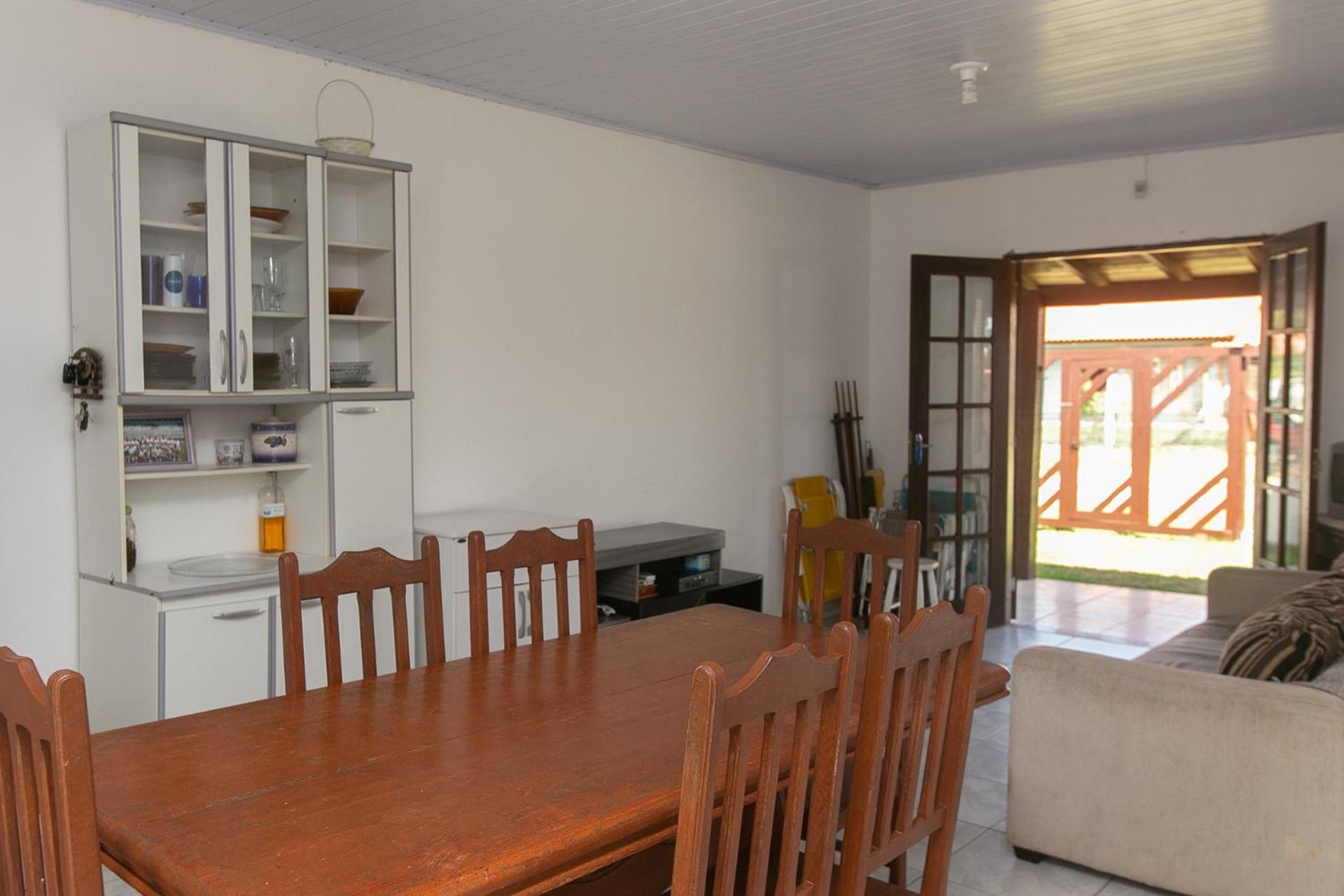 Casa com churrasqueira prox a Praia de Cidreira RS