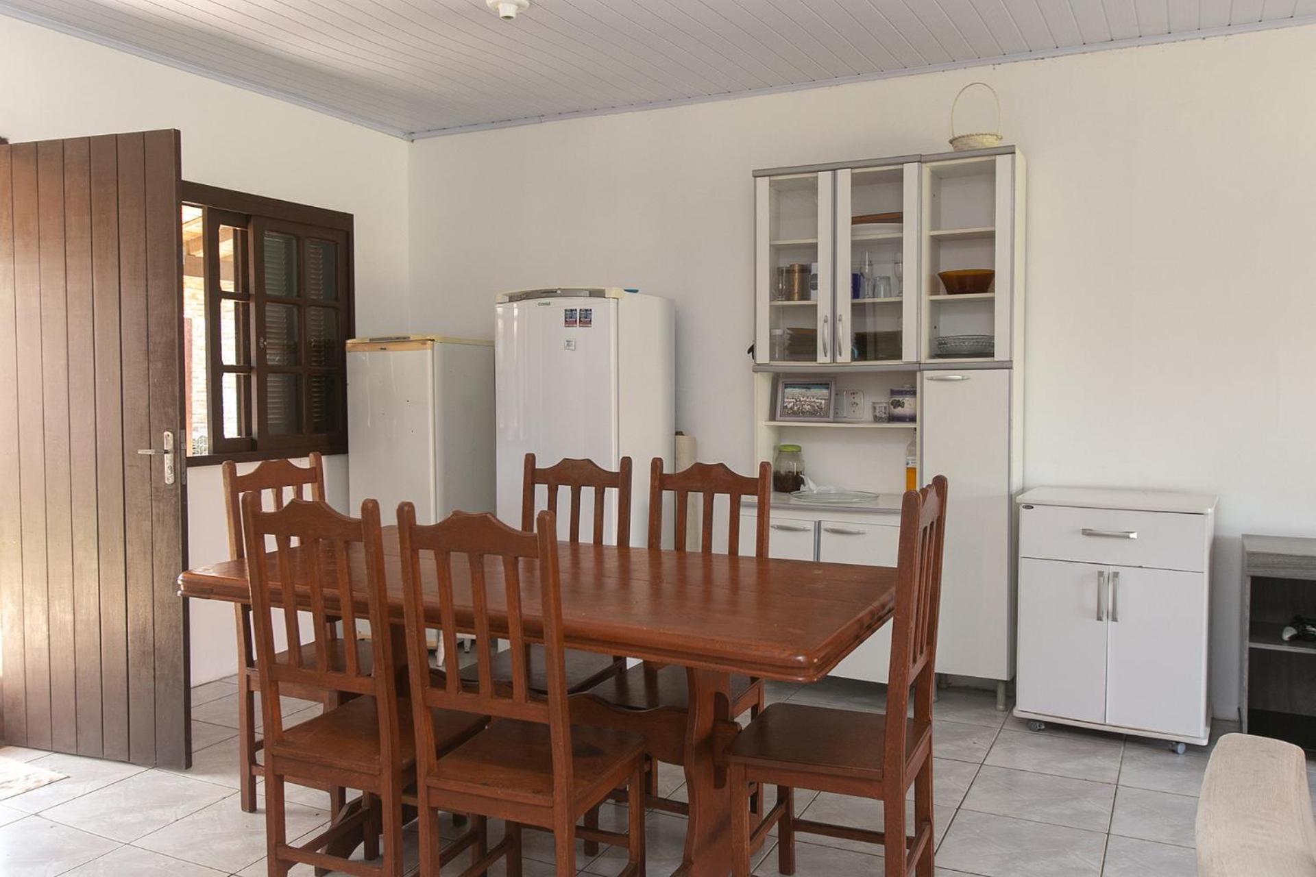 Casa com churrasqueira prox a Praia de Cidreira RS