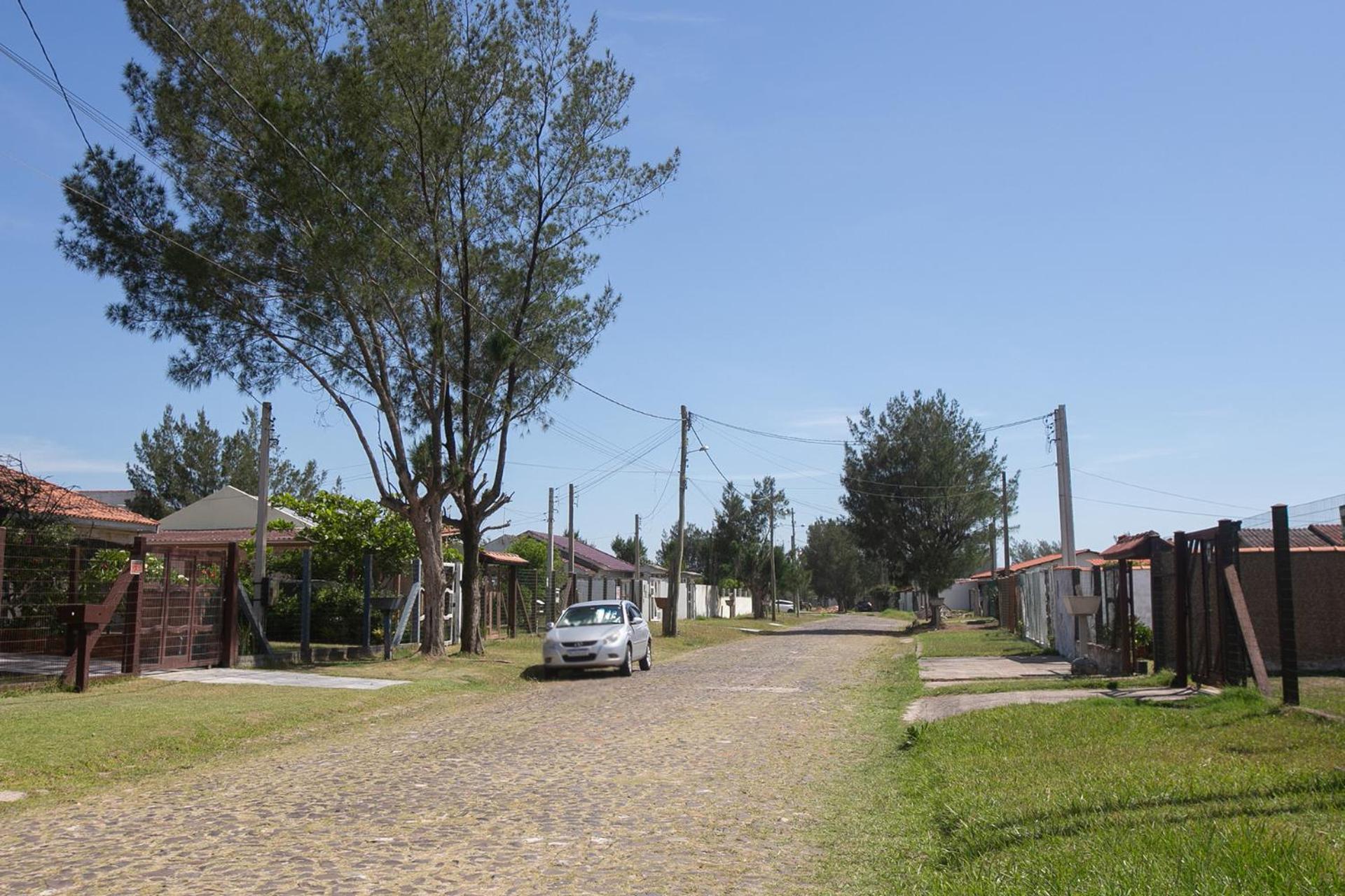 Casa com churrasqueira prox a Praia de Cidreira RS