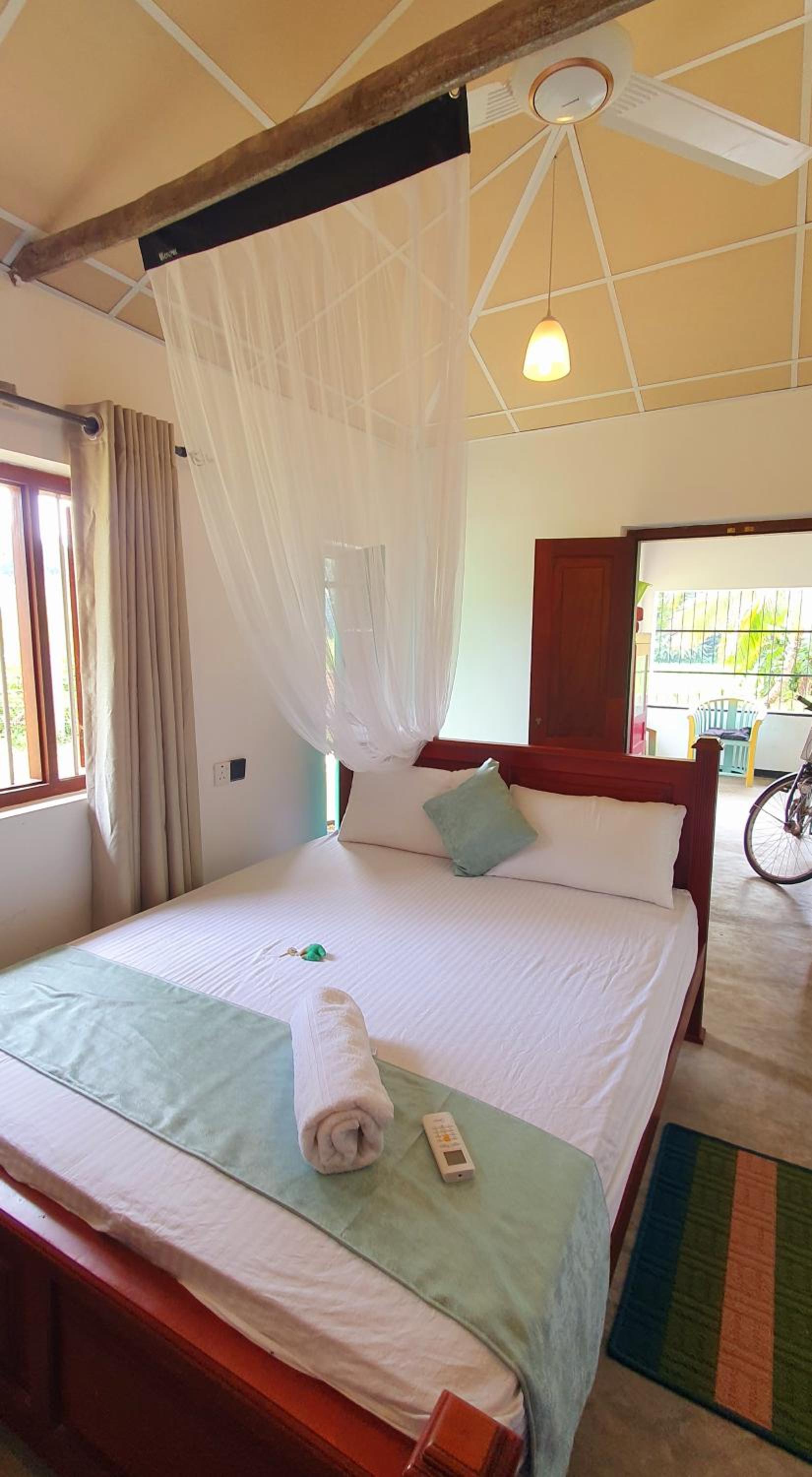 Villa Tamarind Shade - Talalla view 5