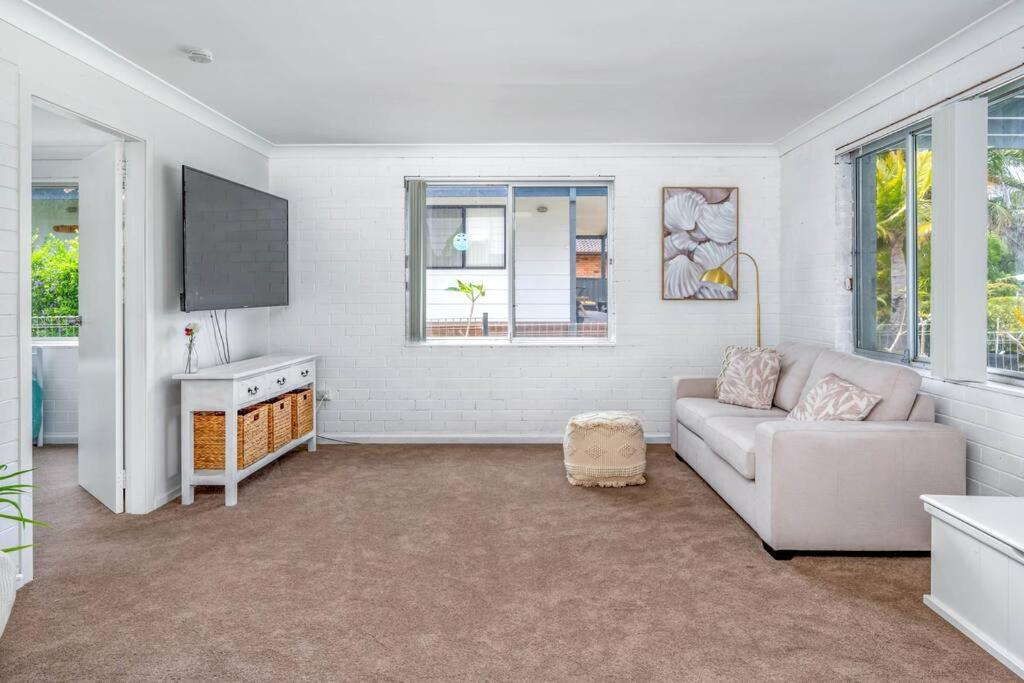 Family Tides - Old Bar Holiday Rentals