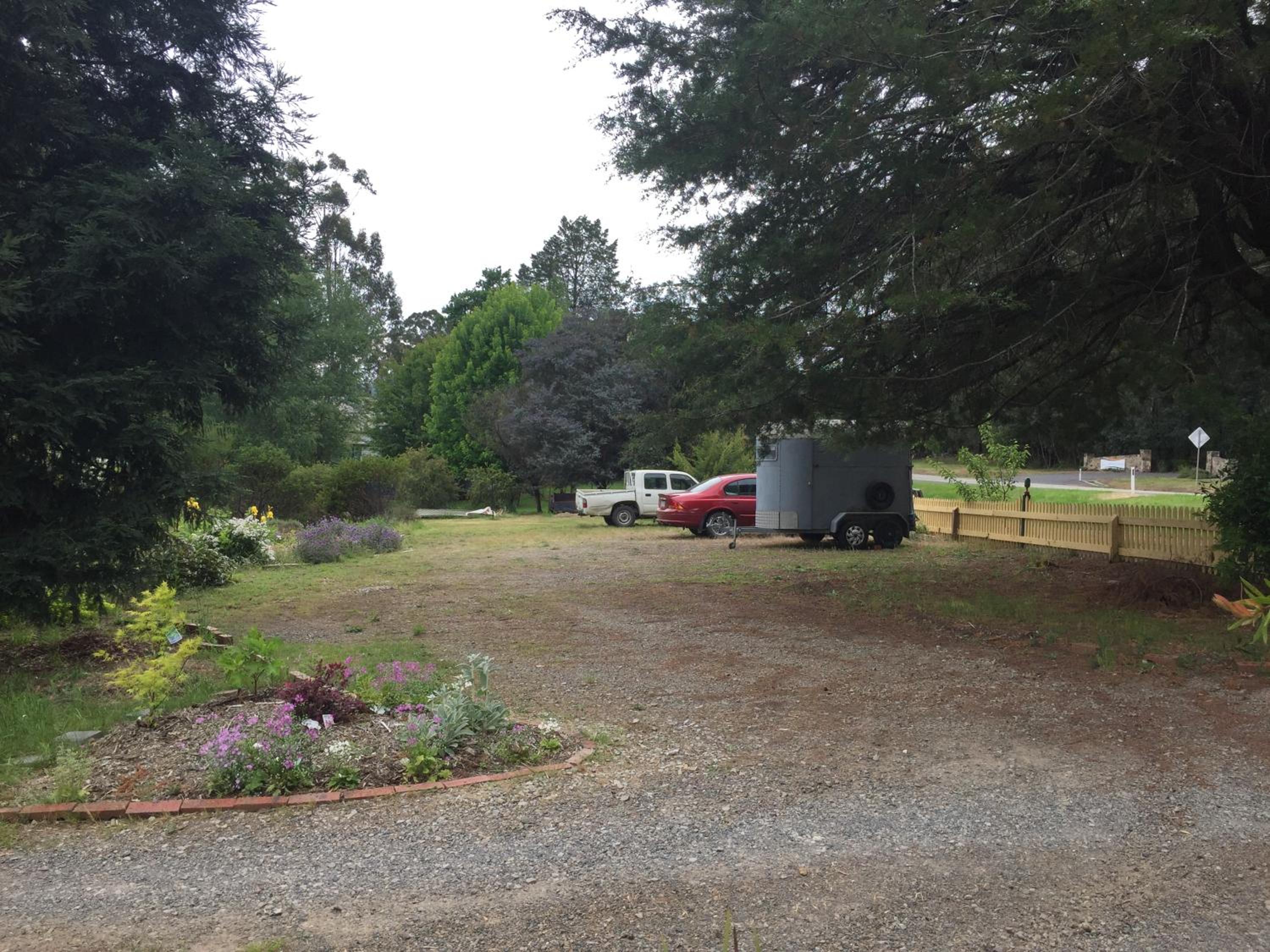 Oaktree Guest House