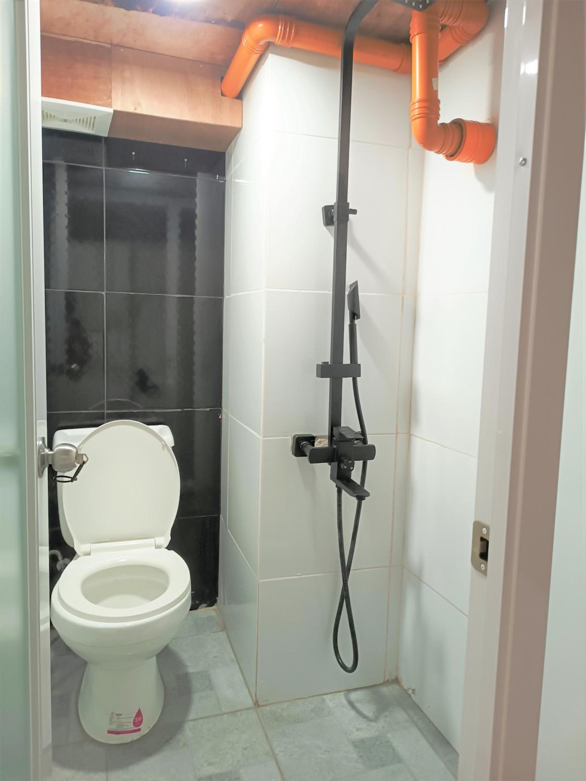 8Hostel