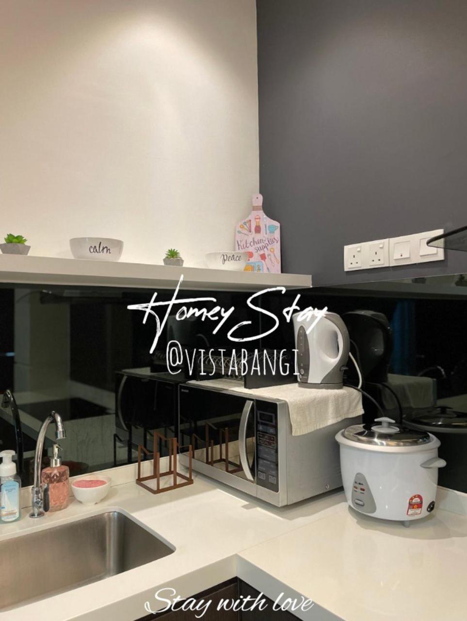 Homey Stay @vistabangi photo 4