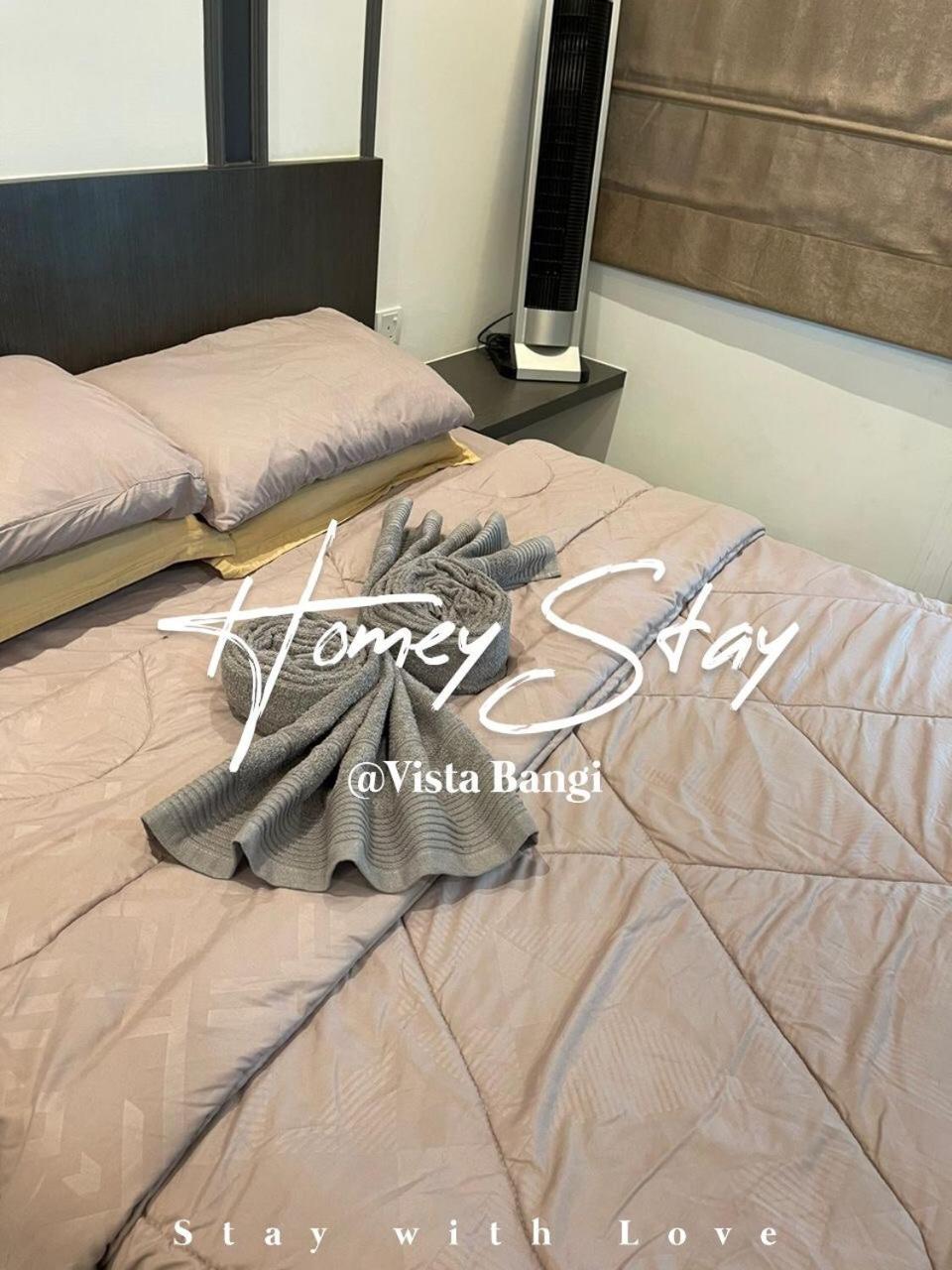 Homey Stay @vistabangi photo 5
