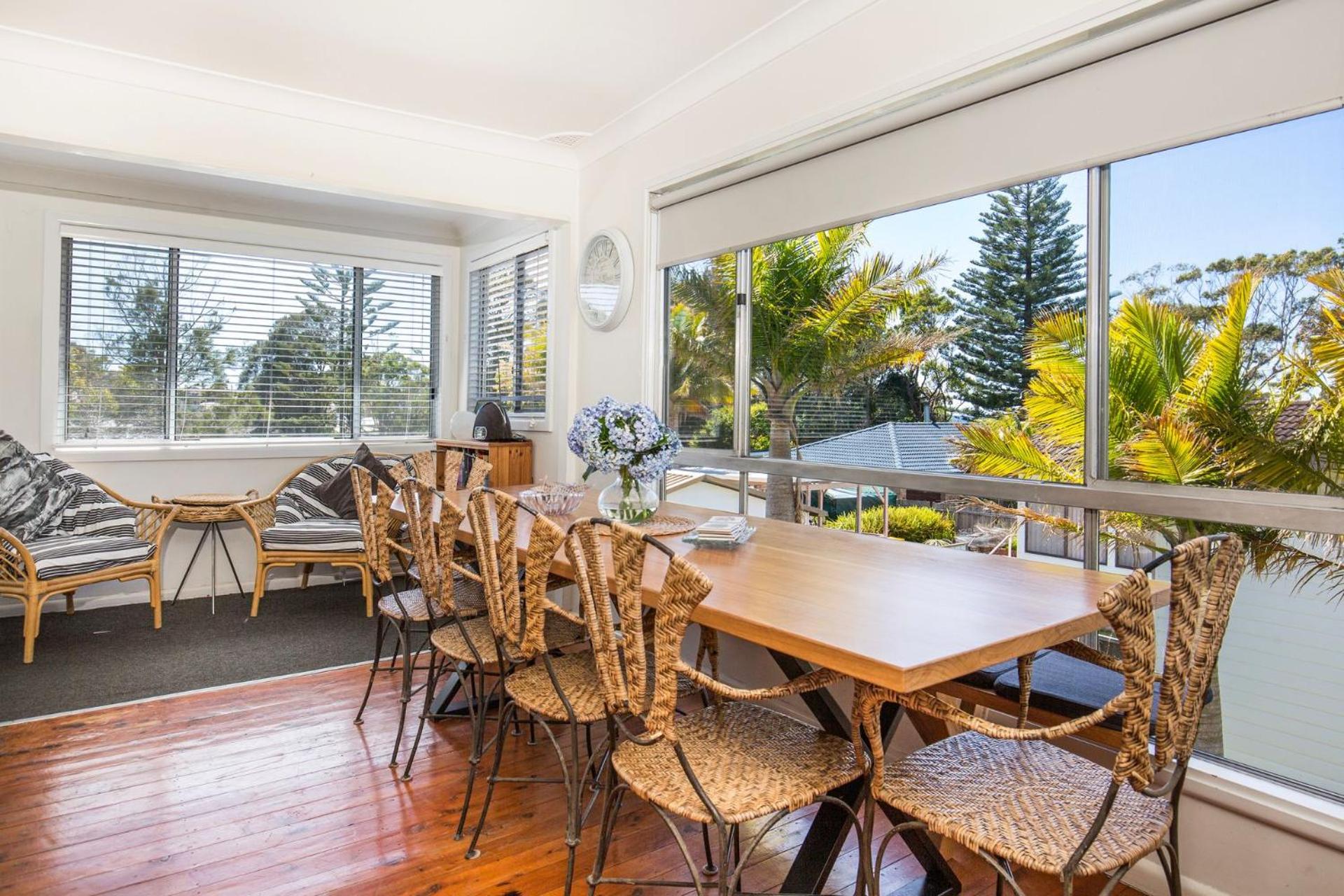 Middle Sea Pet Friendly 5 Mins Walk to Beach