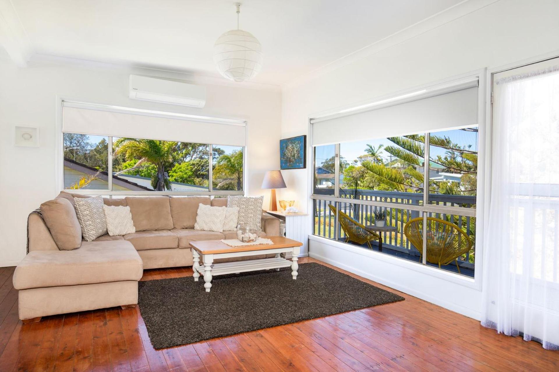 Middle Sea Pet Friendly 5 Mins Walk to Beach