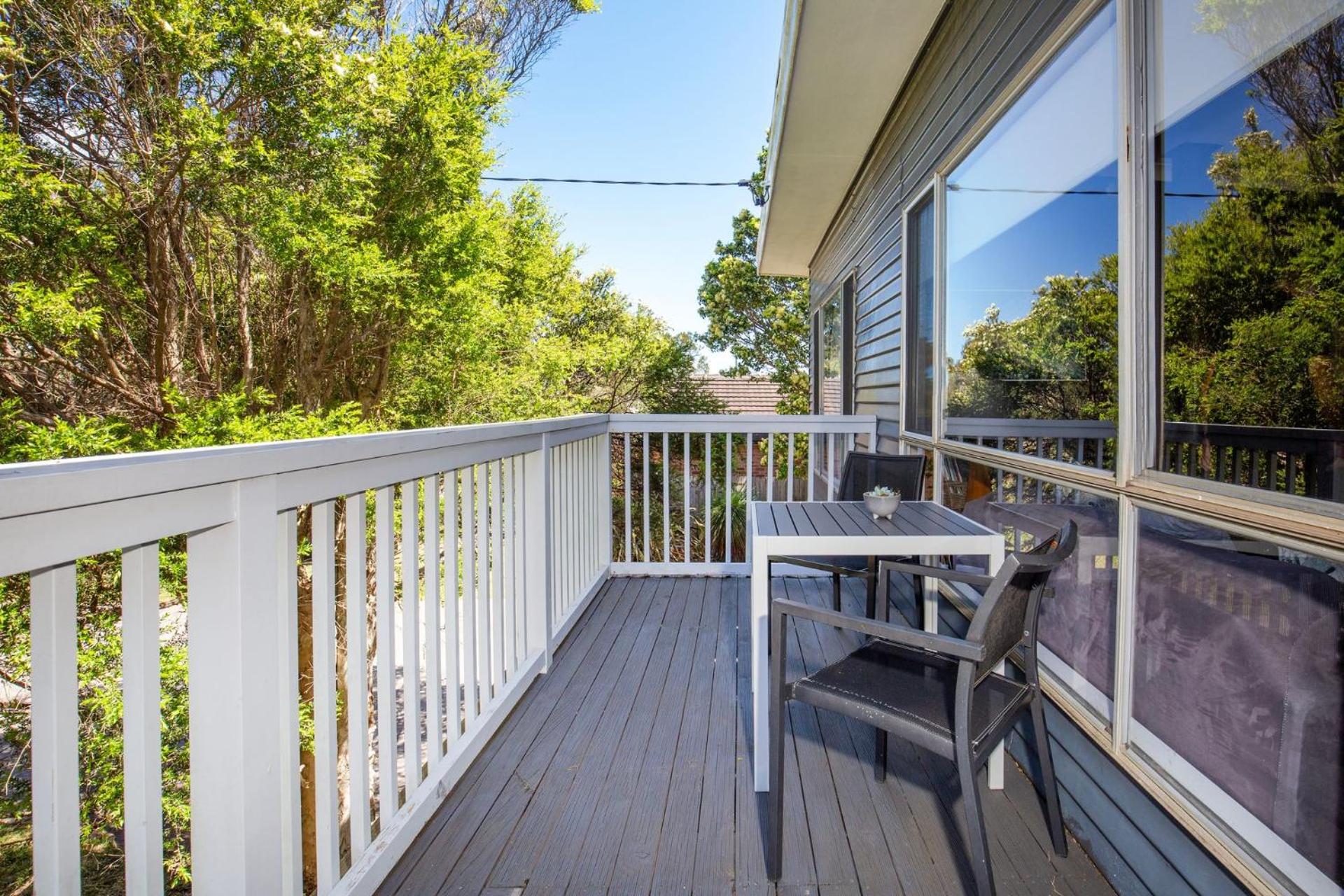 Middle Sea Pet Friendly 5 Mins Walk to Beach