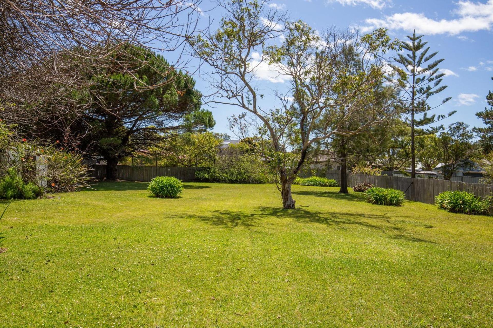 Middle Sea Pet Friendly 5 Mins Walk to Beach
