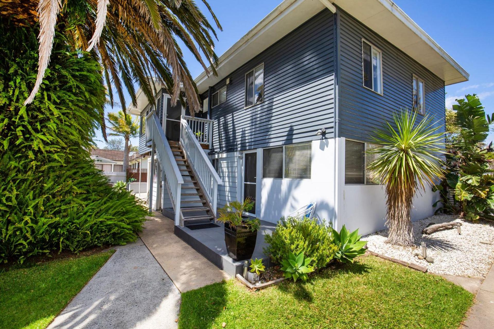 Middle Sea Pet Friendly 5 Mins Walk to Beach
