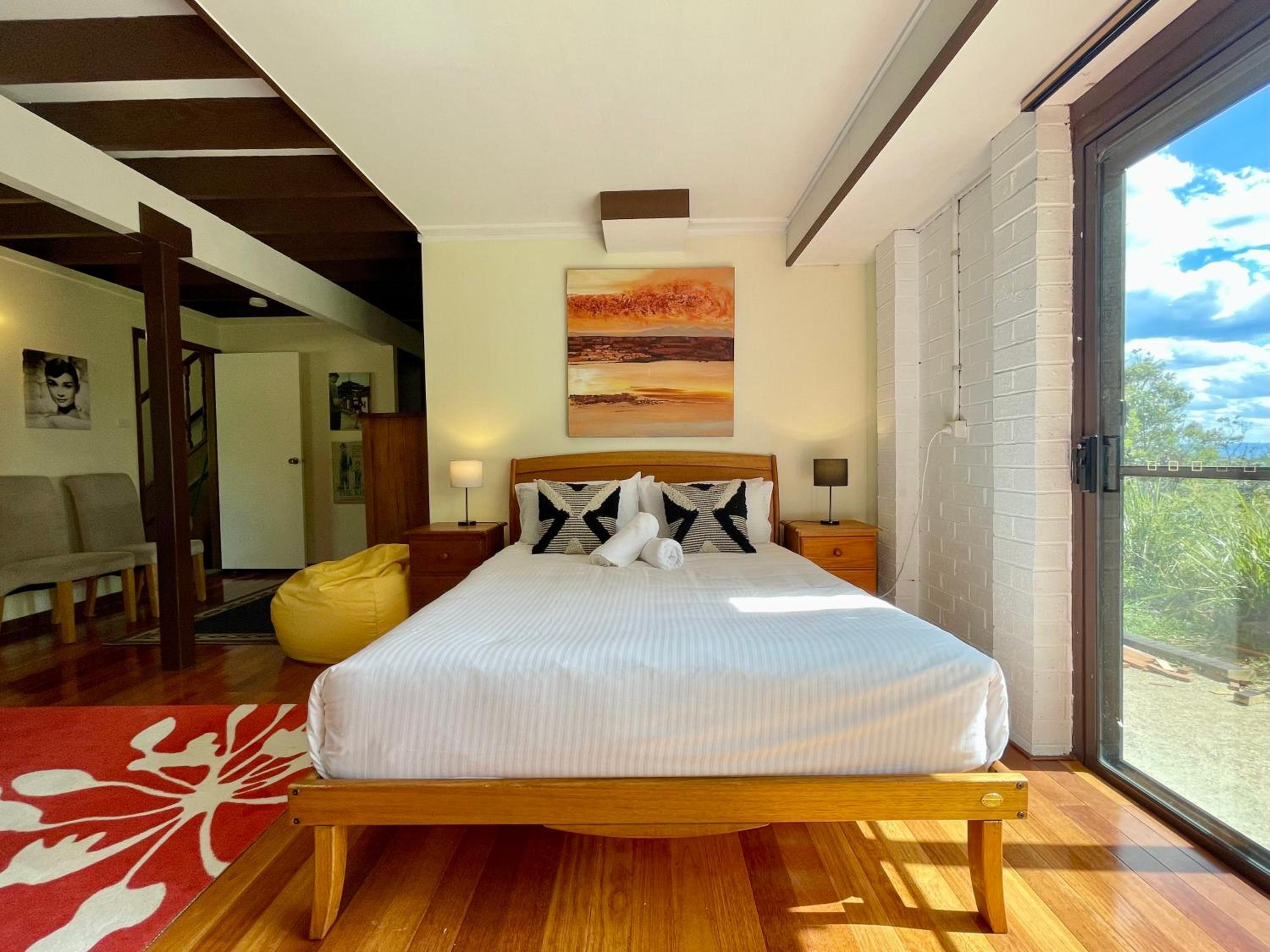Narrow Neck Retreat