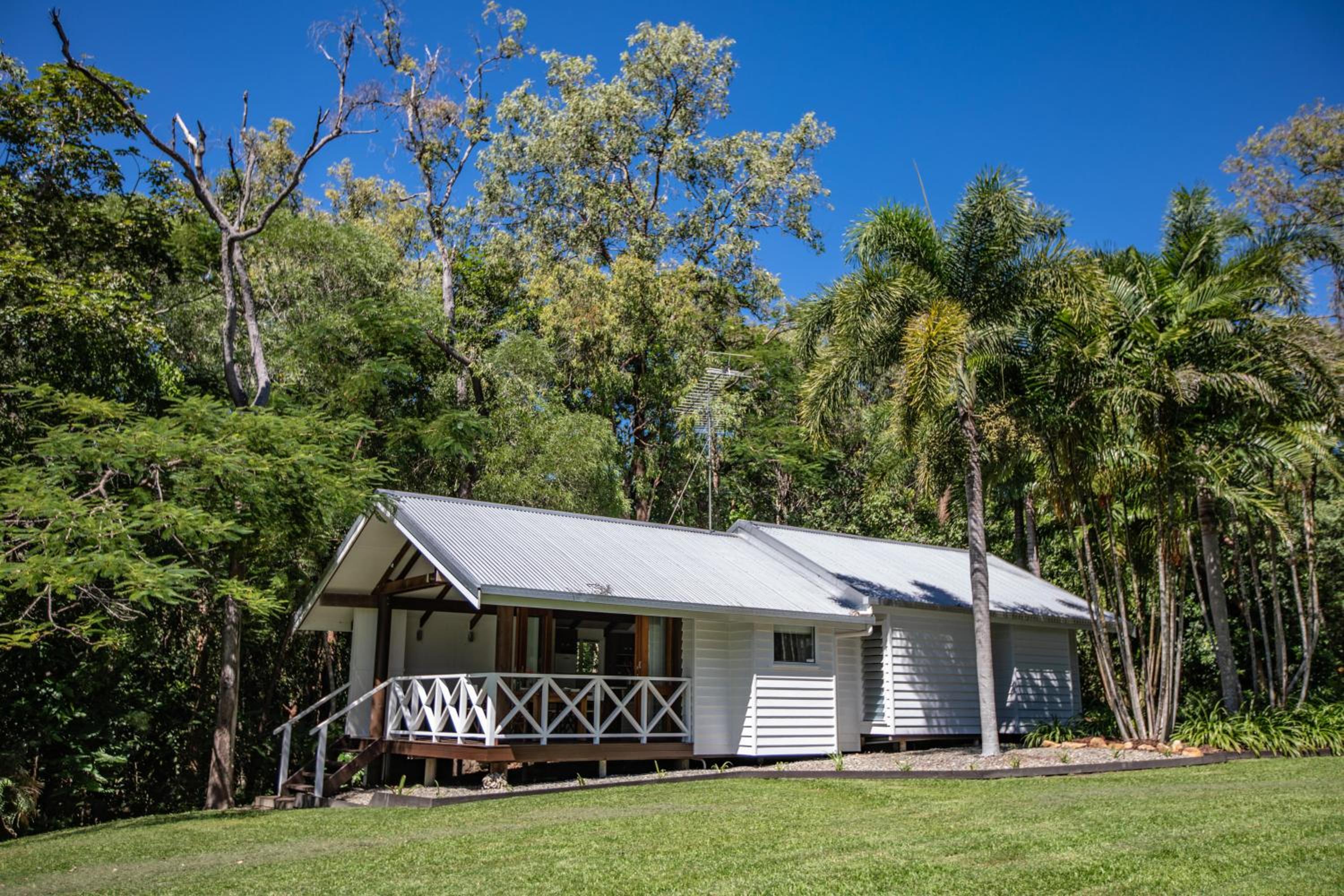 Cottonwood Beachfront Estate, Port Douglas