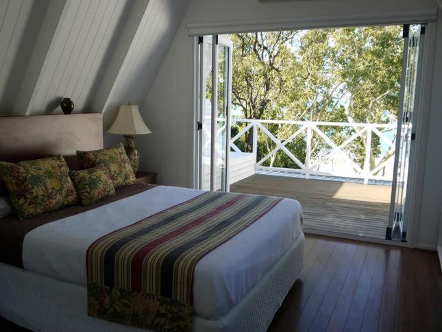 Cottonwood Beachfront Estate, Port Douglas