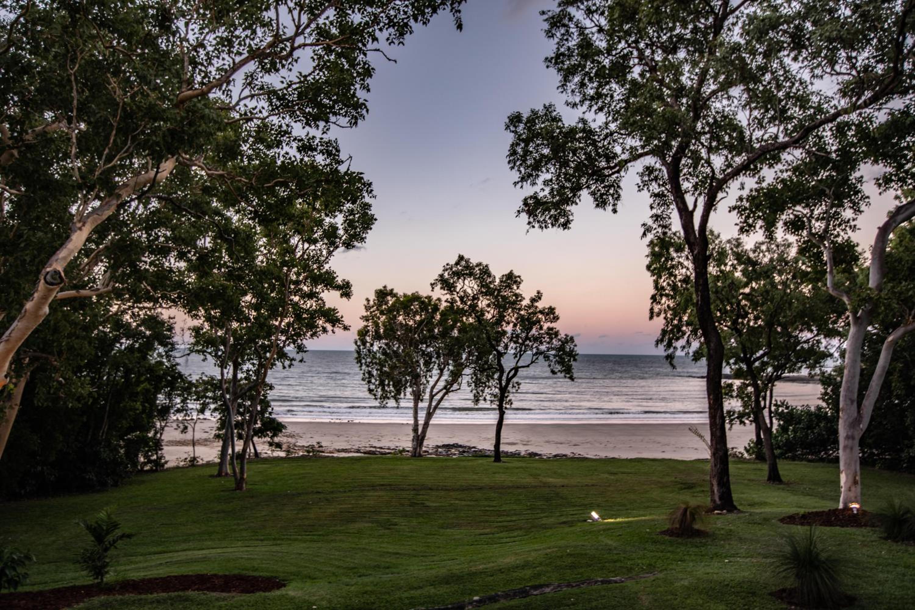 Cottonwood Beachfront Estate, Port Douglas