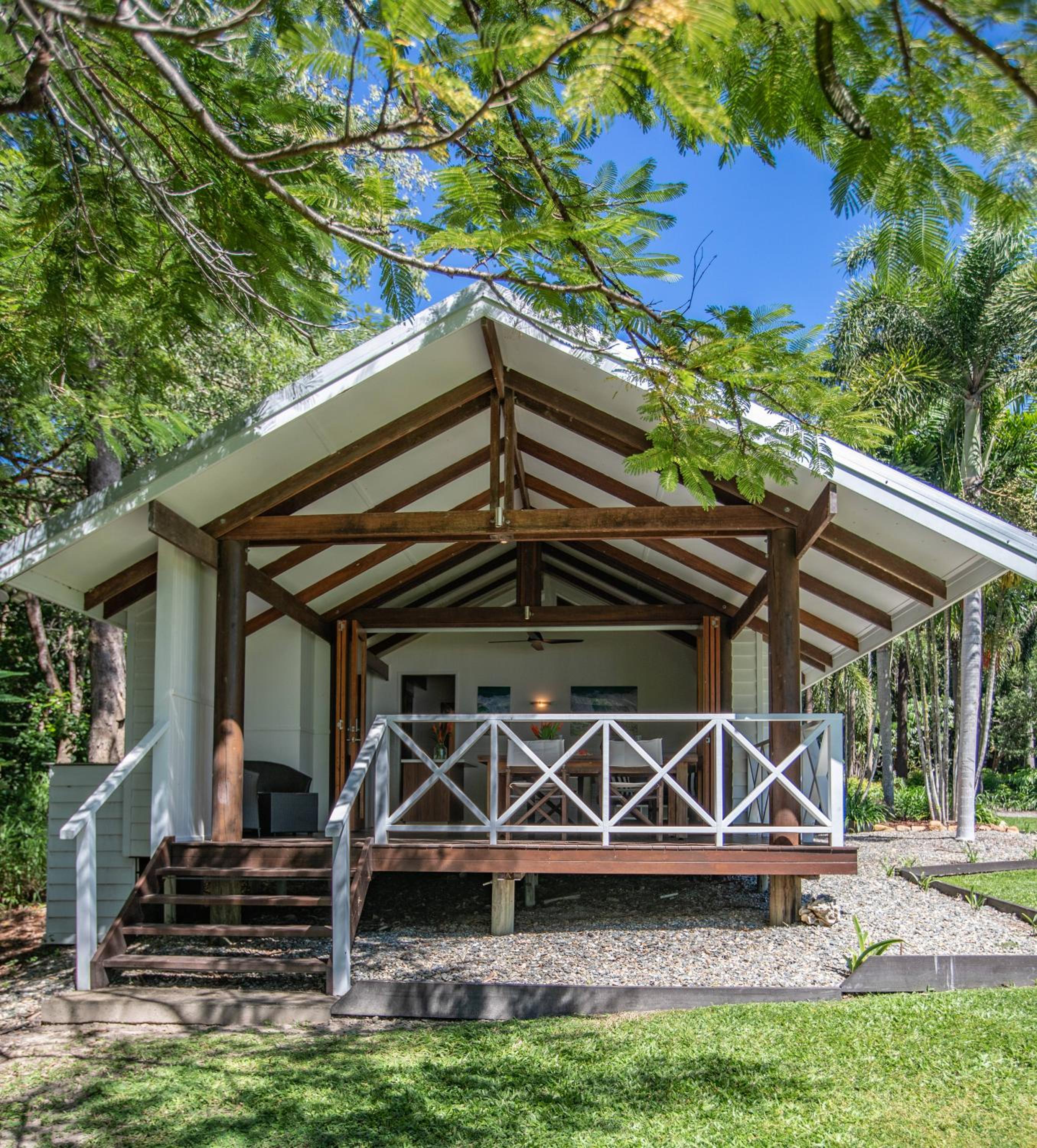 Cottonwood Beachfront Estate, Port Douglas