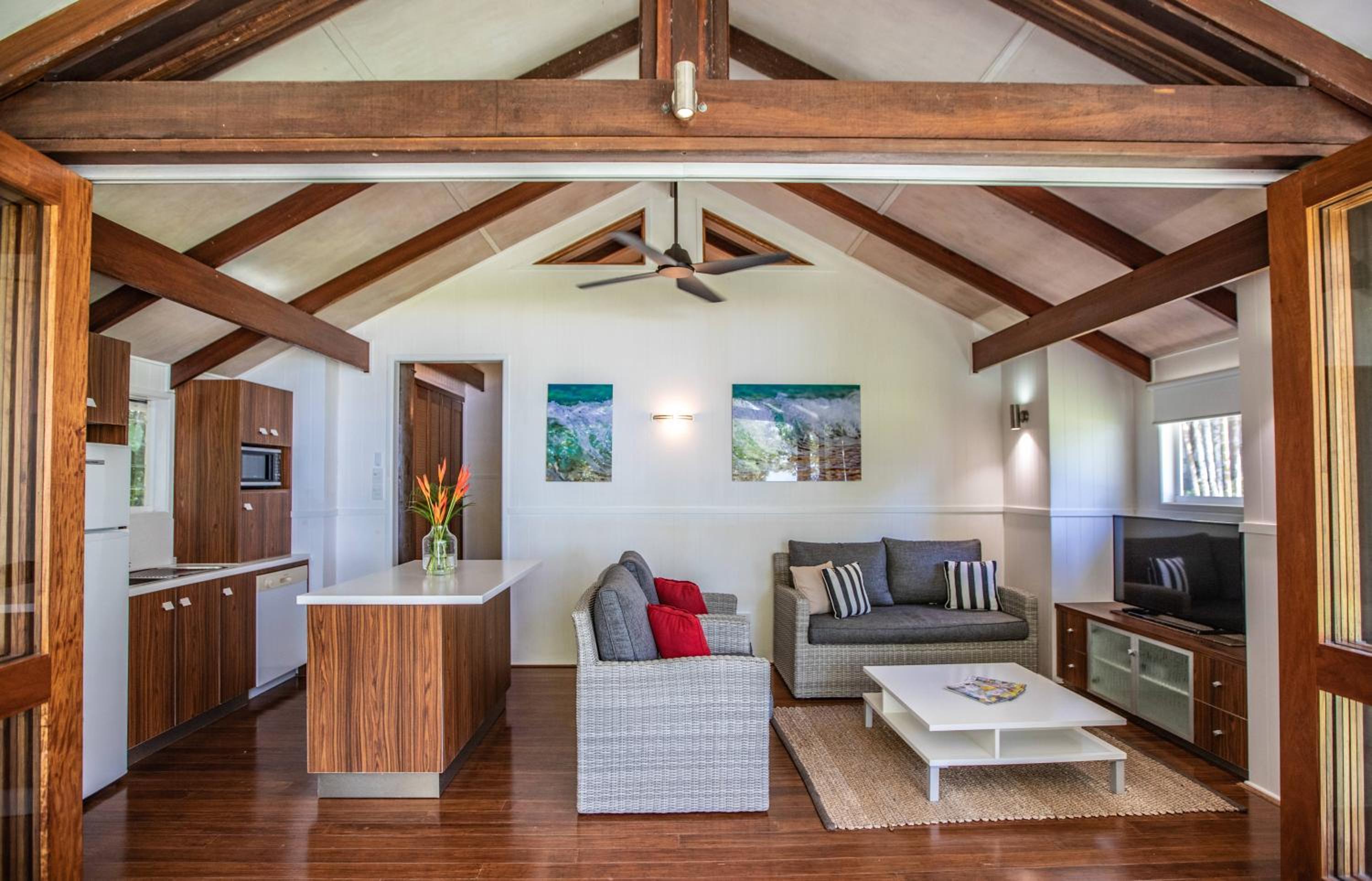 Cottonwood Beachfront Estate, Port Douglas